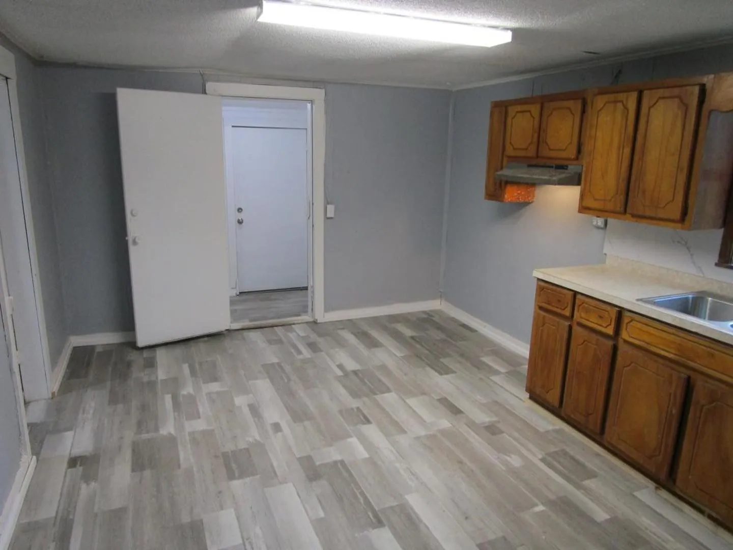 Single Family Residence For Sale in Cass County , 402 Dorsey Street, Linden, Texas 75563, 3 Bedroom, 1 Bathroom, Garage spaces, 927 Sqft, built in 1930, mls#21366410, Real Estate Agent in Linden, Homes For Sale in Cass county, Homes For Sale in Linden, Realtor in Linden Texas, Real Estate Brokerage Independent Realty Texas, Luminita Cordes Realtor