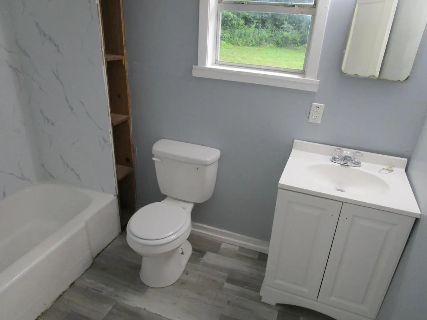 Single Family Residence For Sale in Cass County , 402 Dorsey Street, Linden, Texas 75563, 3 Bedroom, 1 Bathroom, Garage spaces, 927 Sqft, built in 1930, mls#21366410, Real Estate Agent in Linden, Homes For Sale in Cass county, Homes For Sale in Linden, Realtor in Linden Texas, Real Estate Brokerage Independent Realty Texas, Luminita Cordes Realtor