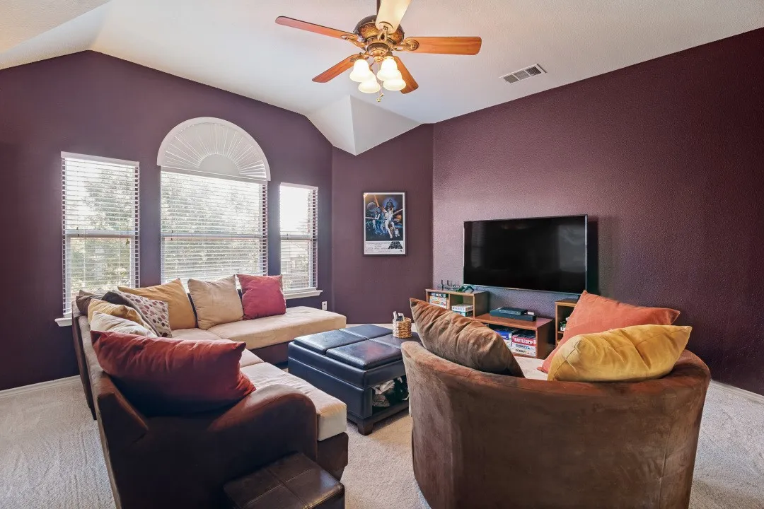 Single Family Residence For Sale in Collin County , 302 Highland Valley Court, Wylie, Texas 75098, 5 Bedroom, 4 Bathroom, 3 Garage spaces, 3,485 Sqft, built in 2005, mls#21364684, Real Estate Agent in Wylie, Homes For Sale in Collin county, Homes For Sale in Wylie, Realtor in Wylie Texas, Real Estate Brokerage Independent Realty Texas, Luminita Cordes Realtor