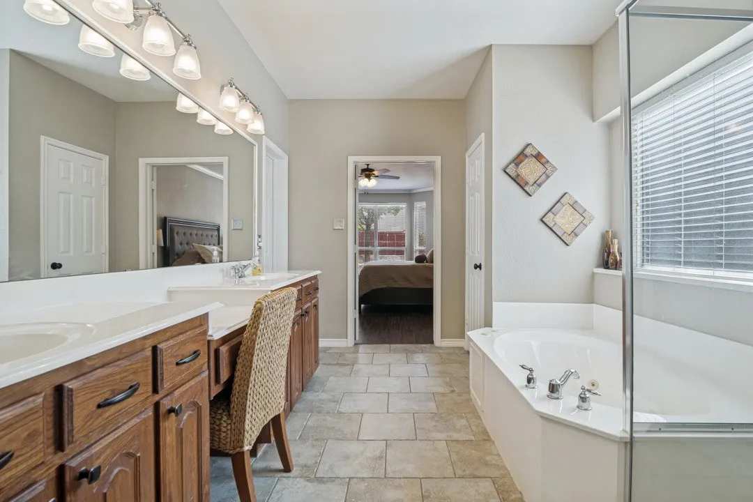 Single Family Residence For Sale in Collin County , 302 Highland Valley Court, Wylie, Texas 75098, 5 Bedroom, 4 Bathroom, 3 Garage spaces, 3,485 Sqft, built in 2005, mls#21364684, Real Estate Agent in Wylie, Homes For Sale in Collin county, Homes For Sale in Wylie, Realtor in Wylie Texas, Real Estate Brokerage Independent Realty Texas, Luminita Cordes Realtor