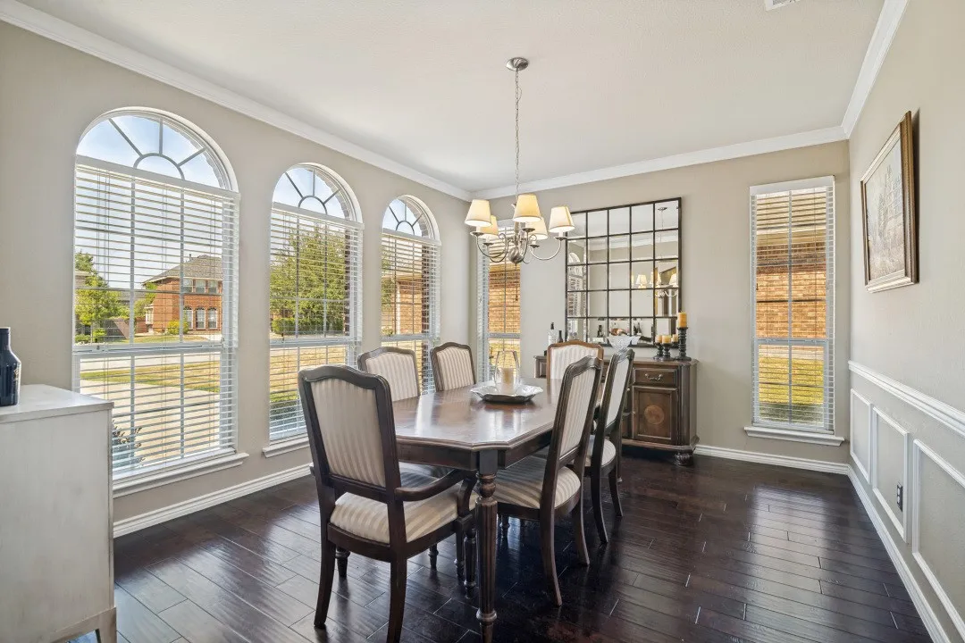 Single Family Residence For Sale in Collin County , 302 Highland Valley Court, Wylie, Texas 75098, 5 Bedroom, 4 Bathroom, 3 Garage spaces, 3,485 Sqft, built in 2005, mls#21364684, Real Estate Agent in Wylie, Homes For Sale in Collin county, Homes For Sale in Wylie, Realtor in Wylie Texas, Real Estate Brokerage Independent Realty Texas, Luminita Cordes Realtor