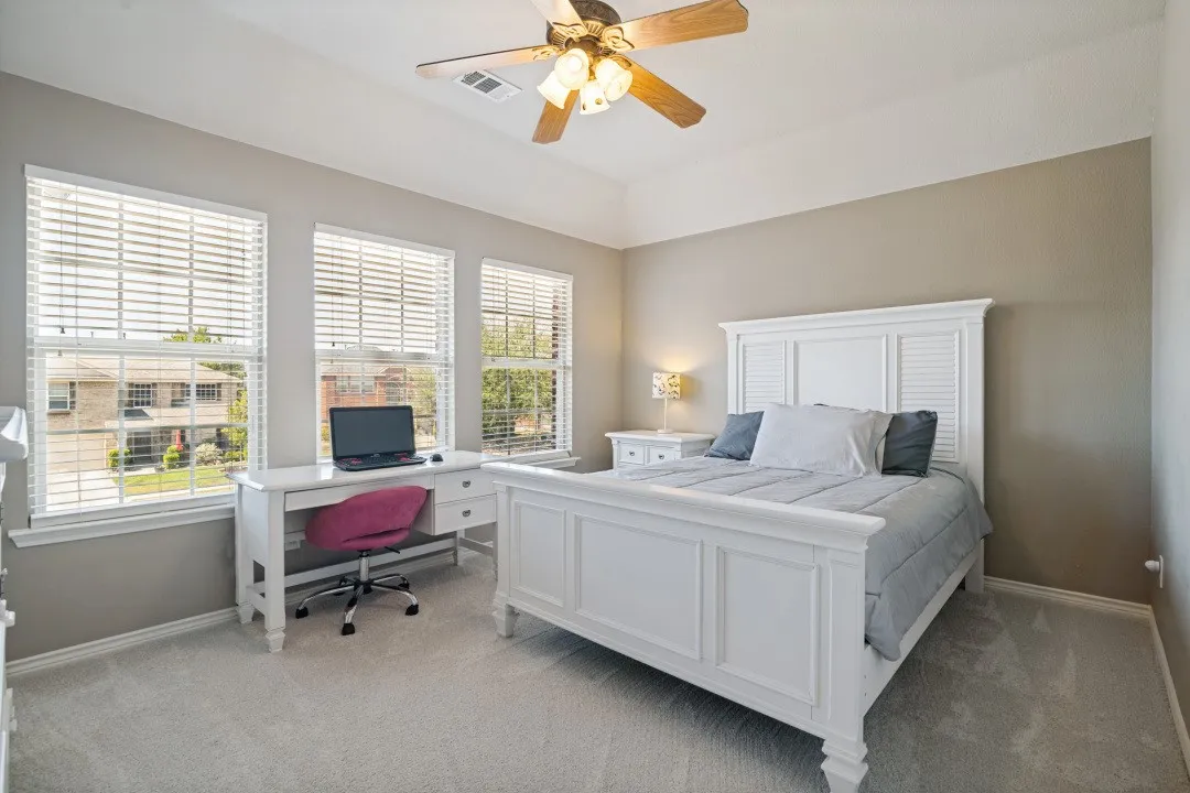 Single Family Residence For Sale in Collin County , 302 Highland Valley Court, Wylie, Texas 75098, 5 Bedroom, 4 Bathroom, 3 Garage spaces, 3,485 Sqft, built in 2005, mls#21364684, Real Estate Agent in Wylie, Homes For Sale in Collin county, Homes For Sale in Wylie, Realtor in Wylie Texas, Real Estate Brokerage Independent Realty Texas, Luminita Cordes Realtor