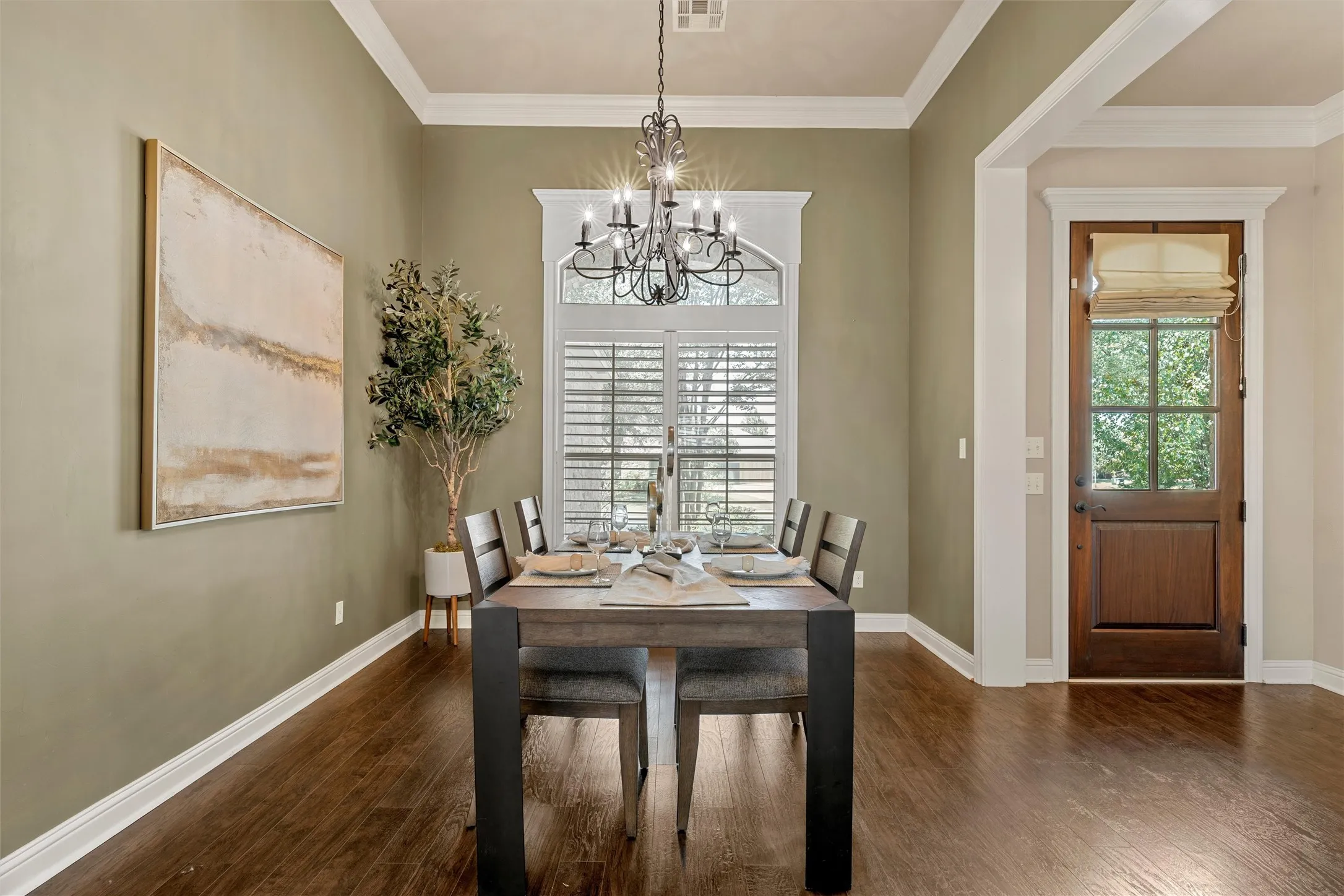 Single Family Residence For Sale in Mc Lennan County , 337 Edinburgh Lane, Waco, Texas 76712, 4 Bedroom, 3 Bathroom, 2 Garage spaces, 2,271 Sqft, built in 2010, mls#21365199, Real Estate Agent in Waco, Homes For Sale in Mc Lennan county, Homes For Sale in Waco, Realtor in Waco Texas, Real Estate Brokerage Independent Realty Texas, Luminita Cordes Realtor