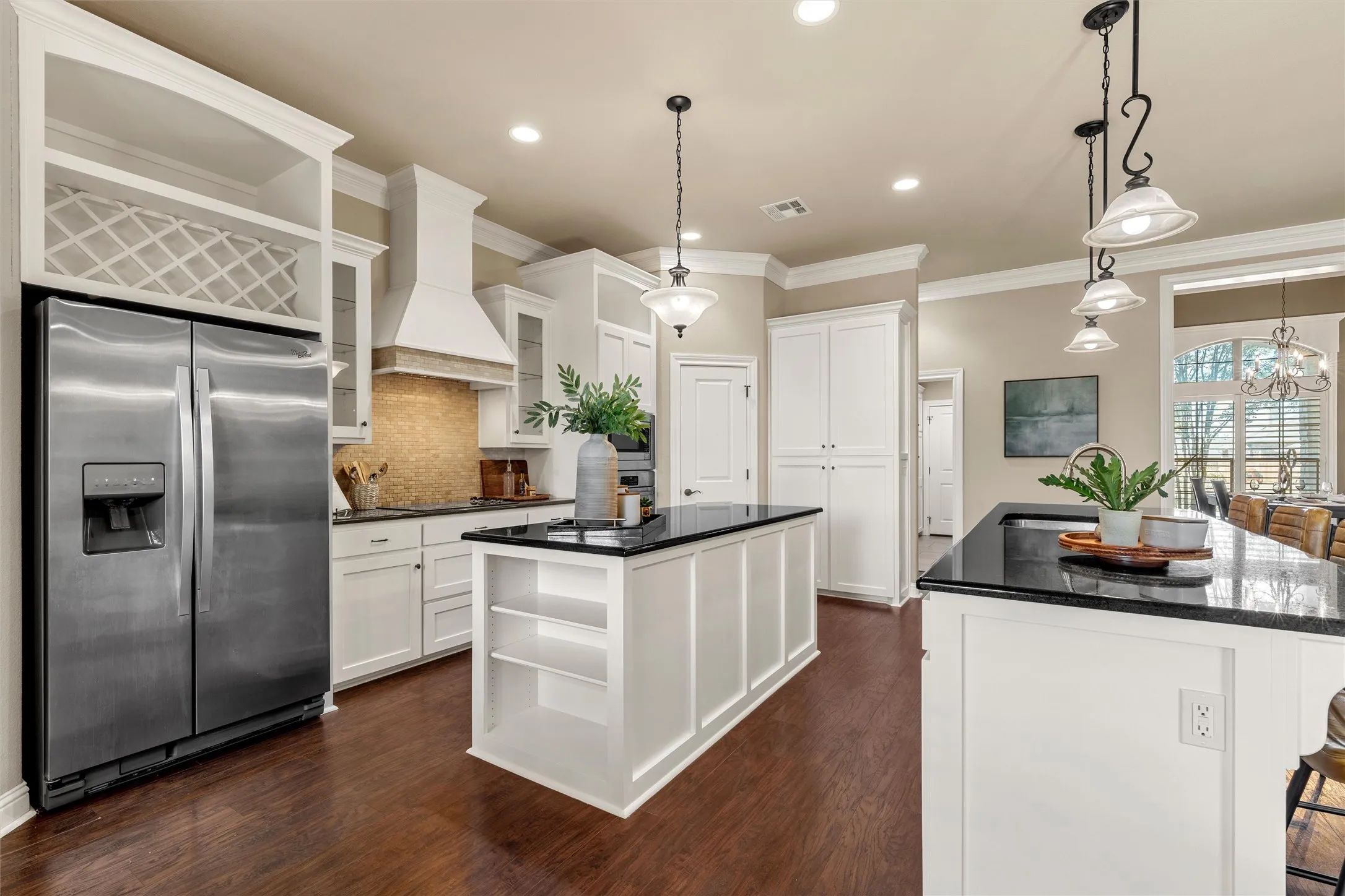Single Family Residence For Sale in Mc Lennan County , 337 Edinburgh Lane, Waco, Texas 76712, 4 Bedroom, 3 Bathroom, 2 Garage spaces, 2,271 Sqft, built in 2010, mls#21365199, Real Estate Agent in Waco, Homes For Sale in Mc Lennan county, Homes For Sale in Waco, Realtor in Waco Texas, Real Estate Brokerage Independent Realty Texas, Luminita Cordes Realtor