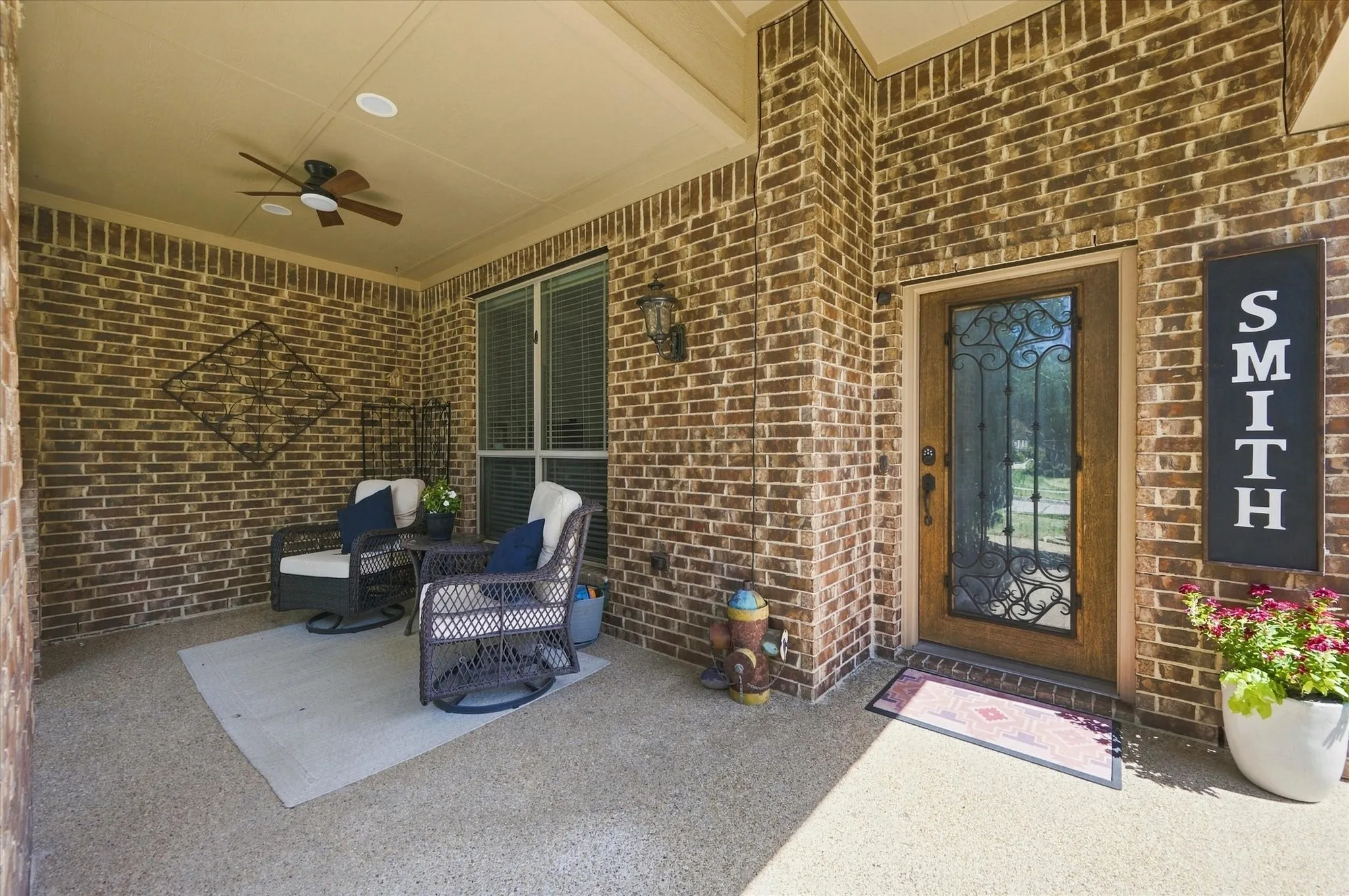 Single Family Residence For Sale in Tarrant County , 102 Chase Oaks Court, Mansfield, Texas 76063, 4 Bedroom, 3 Bathroom, 3 Garage spaces, 2,276 Sqft, built in 2011, mls#21363558, Real Estate Agent in Mansfield, Homes For Sale in Tarrant county, Homes For Sale in Mansfield, Realtor in Mansfield Texas, Real Estate Brokerage Independent Realty Texas, Luminita Cordes Realtor