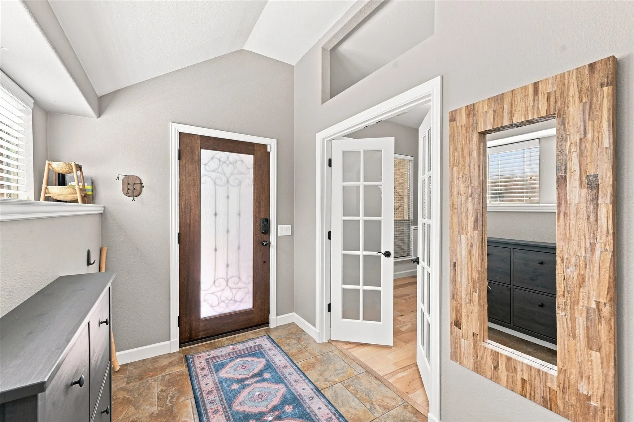 Single Family Residence For Sale in Tarrant County , 102 Chase Oaks Court, Mansfield, Texas 76063, 4 Bedroom, 3 Bathroom, 3 Garage spaces, 2,276 Sqft, built in 2011, mls#21363558, Real Estate Agent in Mansfield, Homes For Sale in Tarrant county, Homes For Sale in Mansfield, Realtor in Mansfield Texas, Real Estate Brokerage Independent Realty Texas, Luminita Cordes Realtor