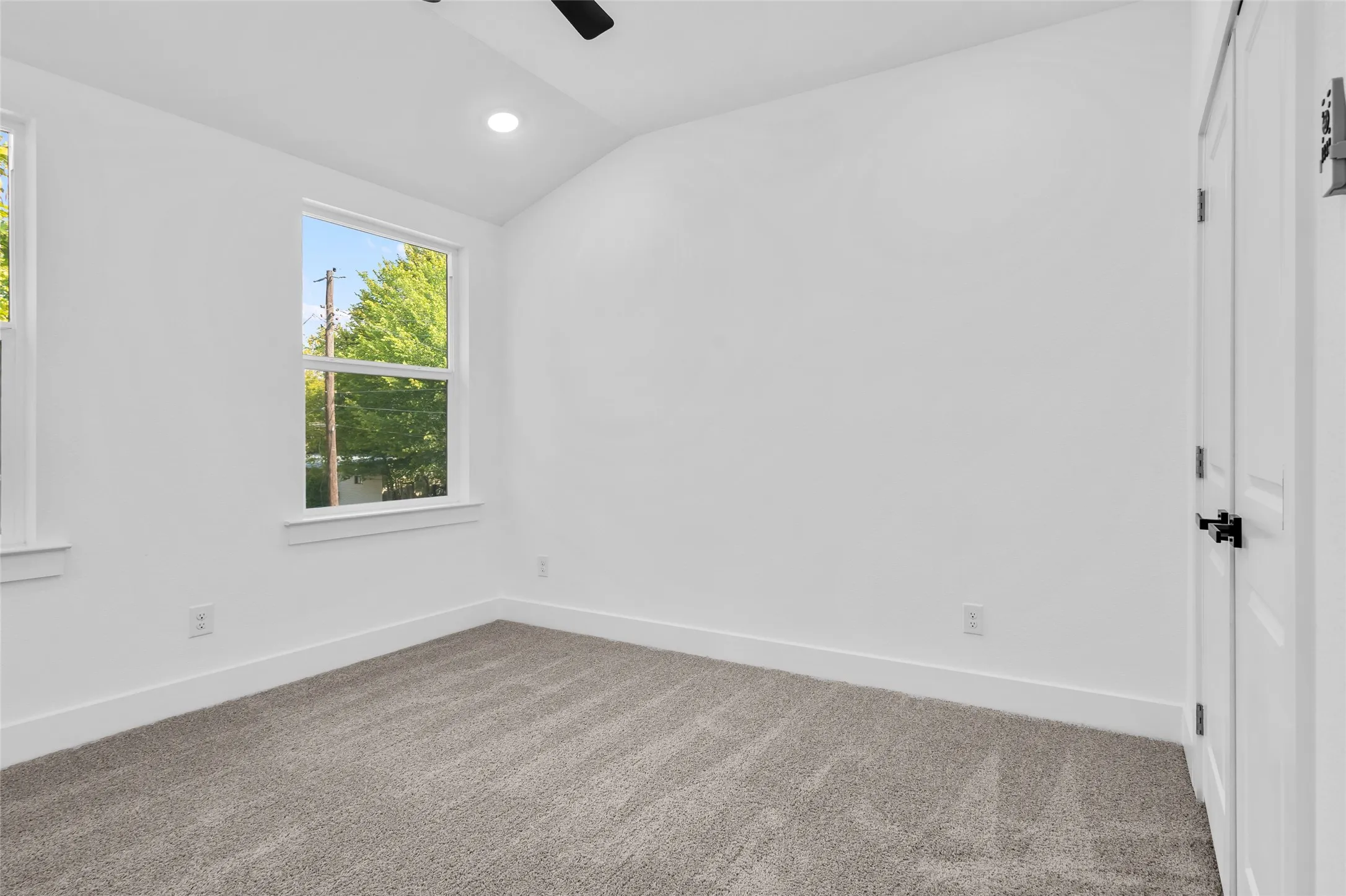 Single Family Residence For Sale in Dallas County , 4317 Myrtle Street, Dallas, Texas 75215, 4 Bedroom, 3 Bathroom, 2 Garage spaces, 2,002 Sqft, built in 2026, mls#21305681, Real Estate Agent in Dallas, Homes For Sale in Dallas county, Homes For Sale in Dallas, Realtor in Dallas Texas, Real Estate Brokerage Independent Realty Texas, Luminita Cordes Realtor