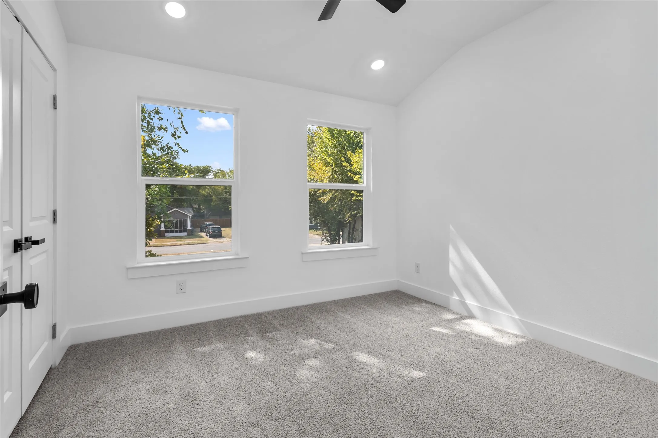 Single Family Residence For Sale in Dallas County , 4317 Myrtle Street, Dallas, Texas 75215, 4 Bedroom, 3 Bathroom, 2 Garage spaces, 2,002 Sqft, built in 2026, mls#21305681, Real Estate Agent in Dallas, Homes For Sale in Dallas county, Homes For Sale in Dallas, Realtor in Dallas Texas, Real Estate Brokerage Independent Realty Texas, Luminita Cordes Realtor