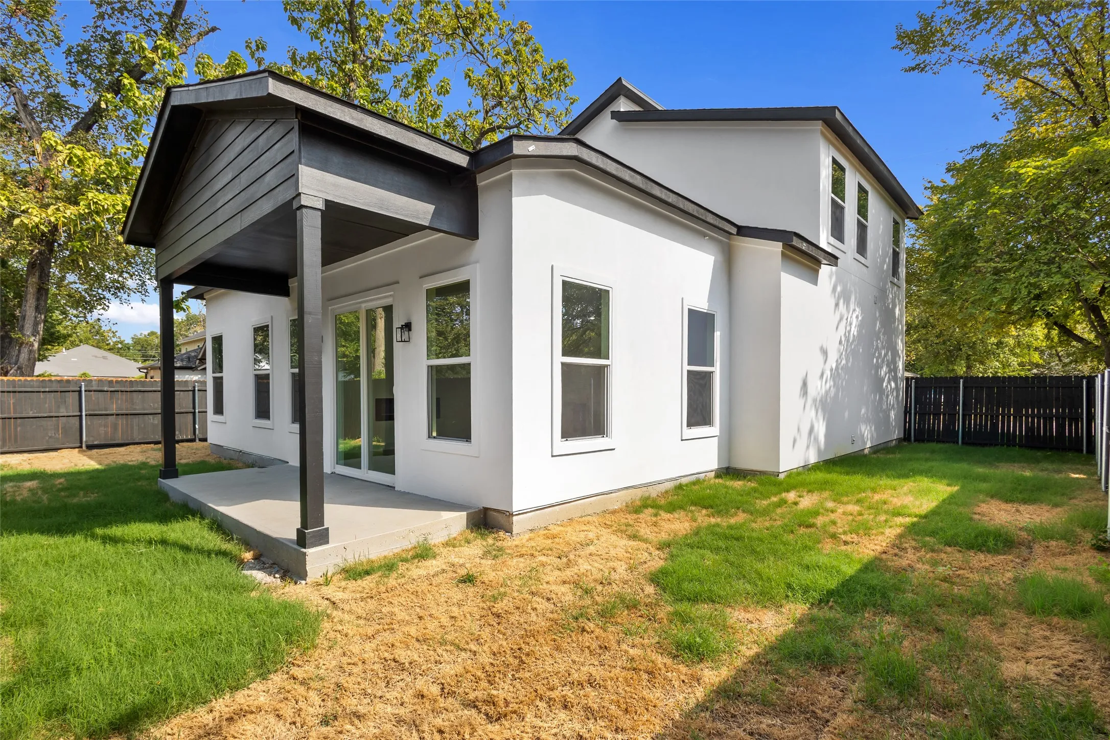 Single Family Residence For Sale in Dallas County , 4317 Myrtle Street, Dallas, Texas 75215, 4 Bedroom, 3 Bathroom, 2 Garage spaces, 2,002 Sqft, built in 2026, mls#21305681, Real Estate Agent in Dallas, Homes For Sale in Dallas county, Homes For Sale in Dallas, Realtor in Dallas Texas, Real Estate Brokerage Independent Realty Texas, Luminita Cordes Realtor