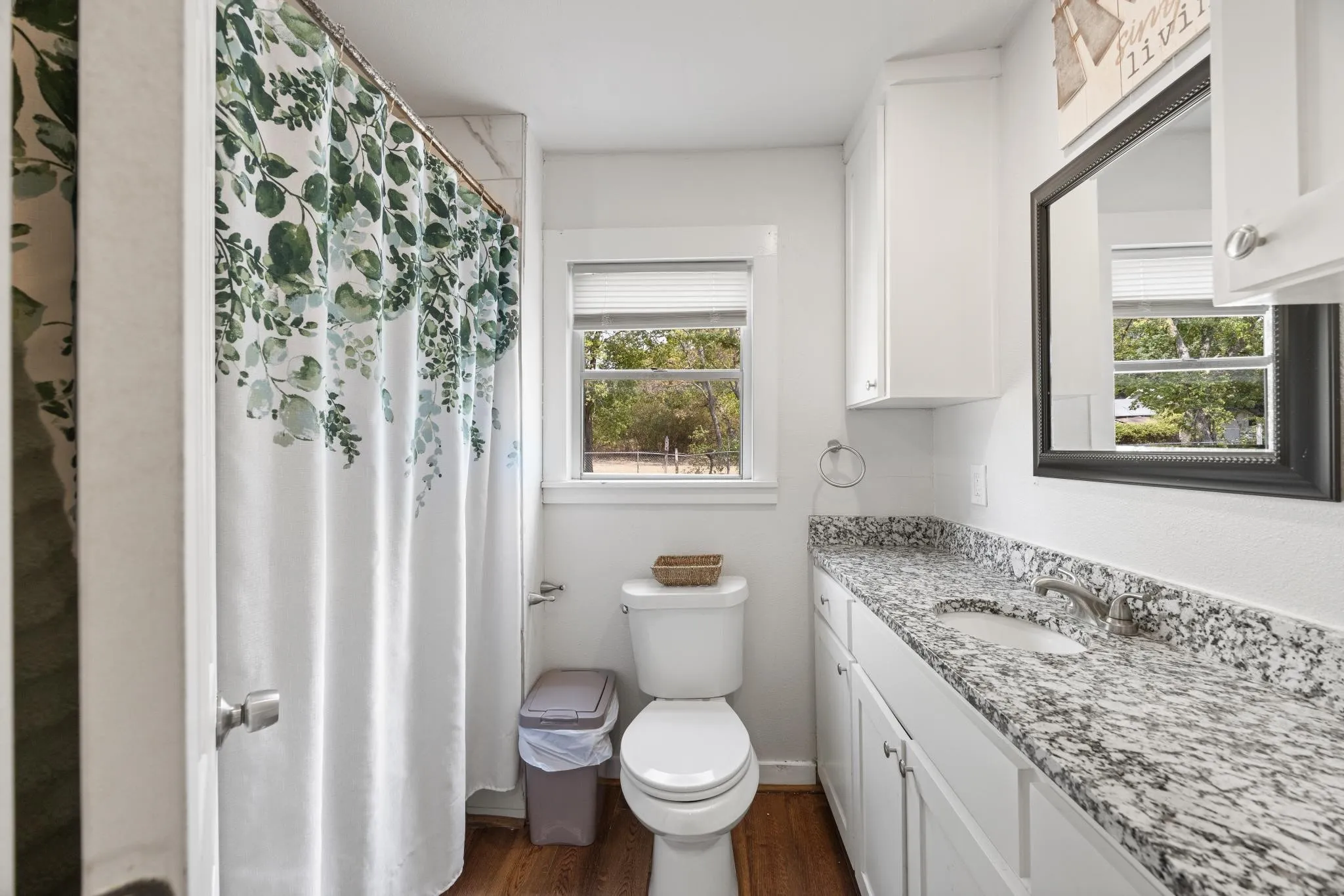 Single Family Residence For Sale in Parker County , 207 E 4th Street, Weatherford, Texas 76086, 2 Bedroom, 1 Bathroom, Garage spaces, 977 Sqft, built in 0, mls#21366304, Real Estate Agent in Weatherford, Homes For Sale in Parker county, Homes For Sale in Weatherford, Realtor in Weatherford Texas, Real Estate Brokerage Independent Realty Texas, Luminita Cordes Realtor