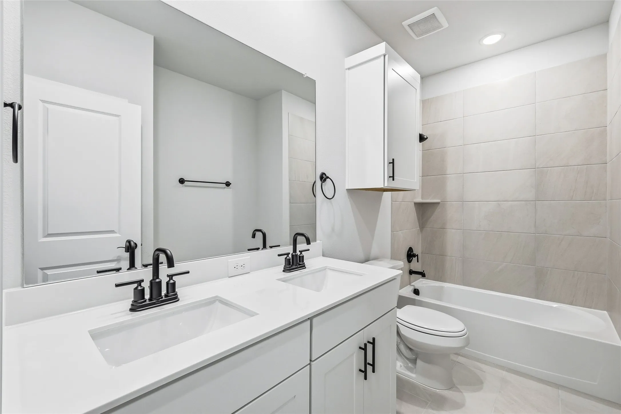 Single Family Residence For Rent in Collin County , 7281 Confetti Lane, Frisco, Texas 75033, 4 Bedroom, 3 Bathroom, 2 Garage spaces, 2,530 Sqft, built in 2026, mls#21362850, Real Estate Agent in Frisco, Homes For Rent in Collin county, Homes For Rent in Frisco, Realtor in Frisco Texas, Real Estate Brokerage Independent Realty Texas, Luminita Cordes Realtor