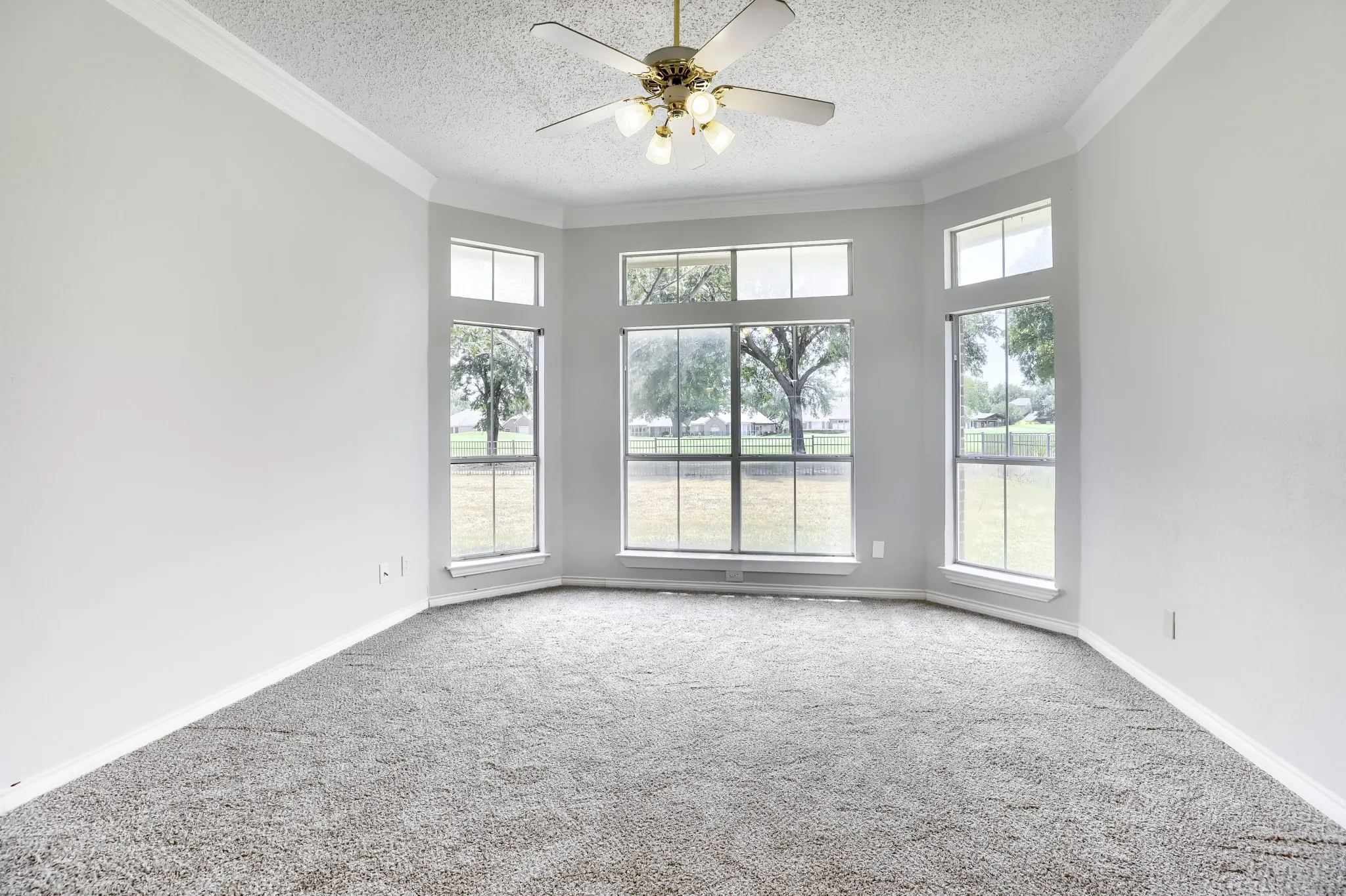 Single Family Residence For Sale in Tarrant County , 3632 Stone Creek Lane S, Fort Worth, Texas 76137, 4 Bedroom, 2 Bathroom, 2 Garage spaces, 2,278 Sqft, built in 1994, mls#21360635, Real Estate Agent in Fort Worth, Homes For Sale in Tarrant county, Homes For Sale in Fort Worth, Realtor in Fort Worth Texas, Real Estate Brokerage Independent Realty Texas, Luminita Cordes Realtor