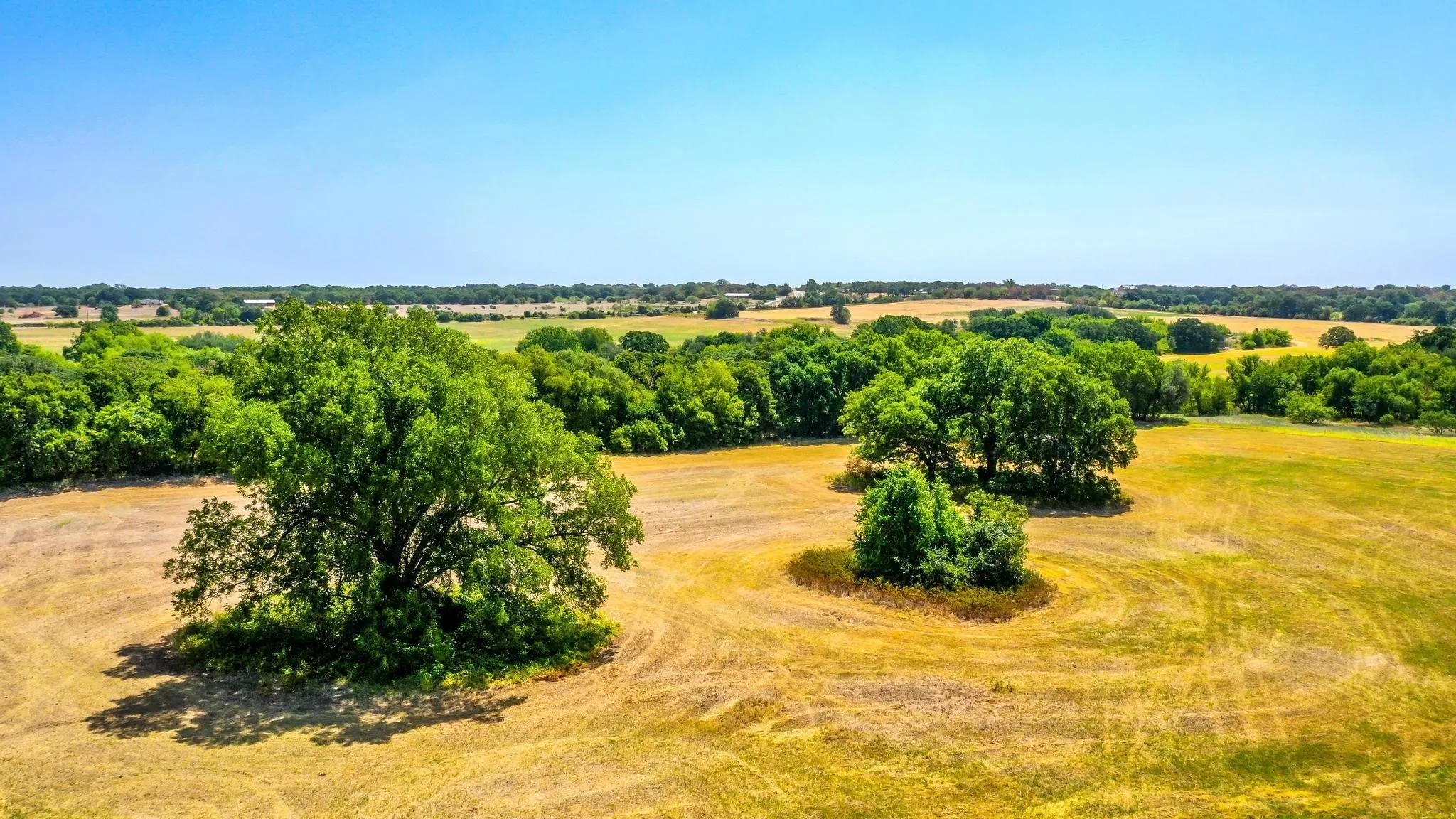 Farm For Sale in Erath County , 2446 Fm 205, Stephenville, Texas 76401, 3 Bedroom, 2 Bathroom, Garage spaces, 1,860 Sqft, built in 1972, Price $999,000, mls#21365034, Real Estate Agent in Stephenville, Homes For Sale in Erath county, Homes For Sale in Stephenville, Realtor in Stephenville Texas, Real Estate Brokerage Independent Realty Texas, Luminita Cordes Realtor