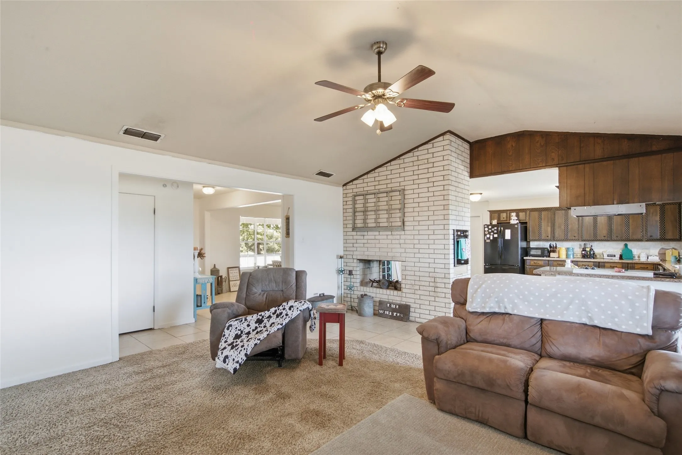 Farm For Sale in Erath County , 2446 Fm 205, Stephenville, Texas 76401, 3 Bedroom, 2 Bathroom, Garage spaces, 1,860 Sqft, built in 1972, Price $999,000, mls#21365034, Real Estate Agent in Stephenville, Homes For Sale in Erath county, Homes For Sale in Stephenville, Realtor in Stephenville Texas, Real Estate Brokerage Independent Realty Texas, Luminita Cordes Realtor