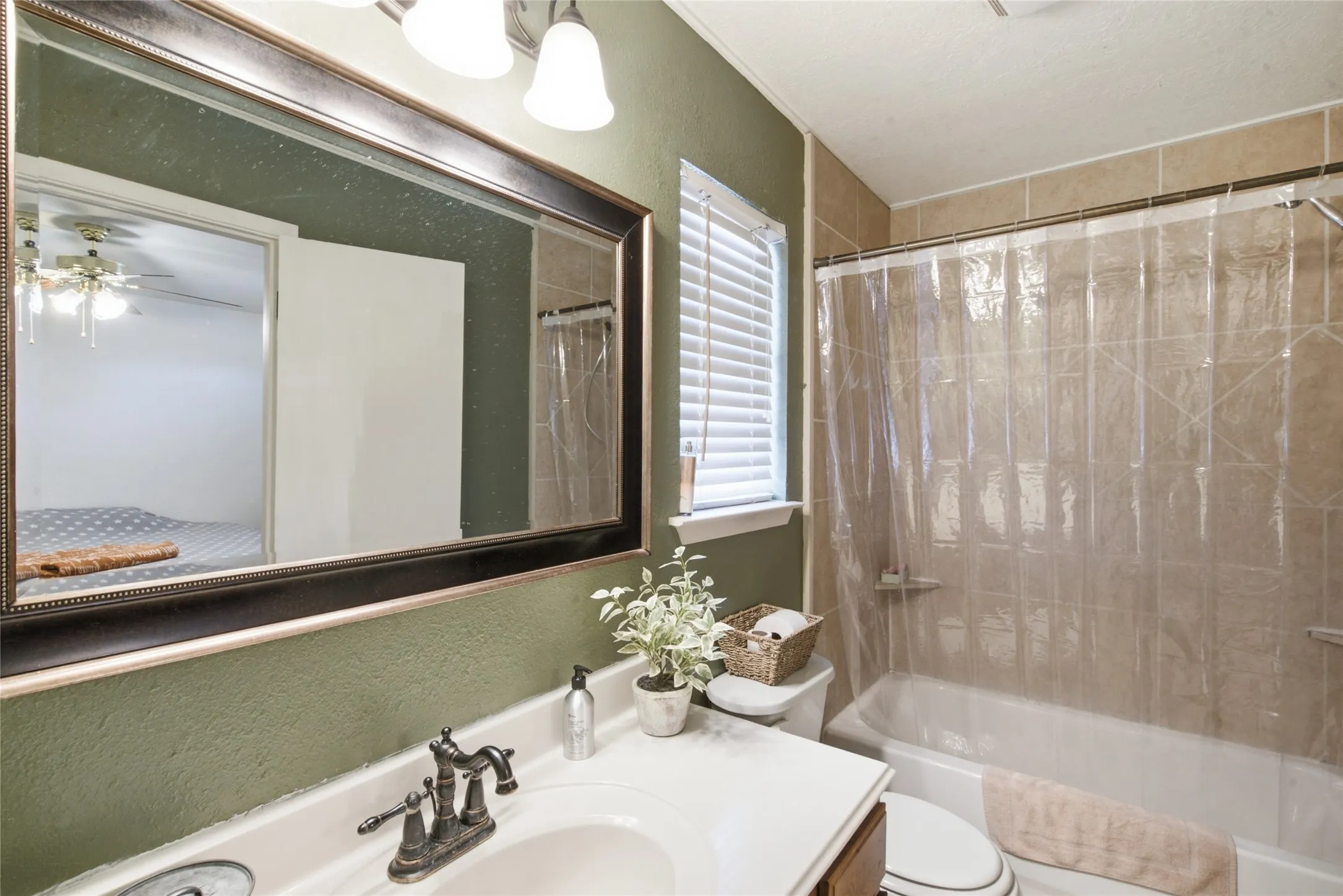 Farm For Sale in Erath County , 2446 Fm 205, Stephenville, Texas 76401, 3 Bedroom, 2 Bathroom, Garage spaces, 1,860 Sqft, built in 1972, Price $999,000, mls#21365034, Real Estate Agent in Stephenville, Homes For Sale in Erath county, Homes For Sale in Stephenville, Realtor in Stephenville Texas, Real Estate Brokerage Independent Realty Texas, Luminita Cordes Realtor