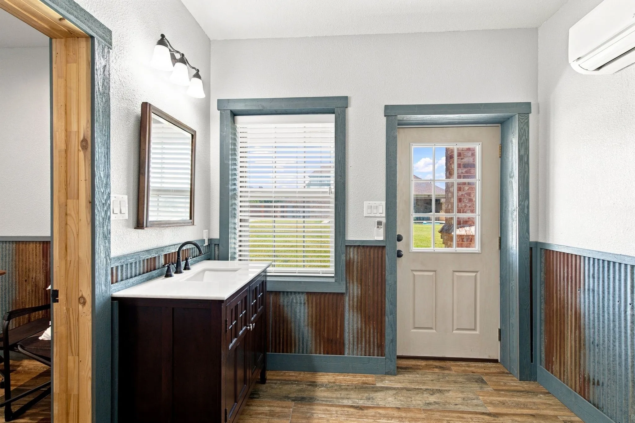 Single Family Residence For Sale in Tarrant County , 911 Tate Street, Mansfield, Texas 76063, 5 Bedroom, 4 Bathroom, 3 Garage spaces, 4,400 Sqft, built in 2014, mls#21366365, Real Estate Agent in Mansfield, Homes For Sale in Tarrant county, Homes For Sale in Mansfield, Realtor in Mansfield Texas, Real Estate Brokerage Independent Realty Texas, Luminita Cordes Realtor