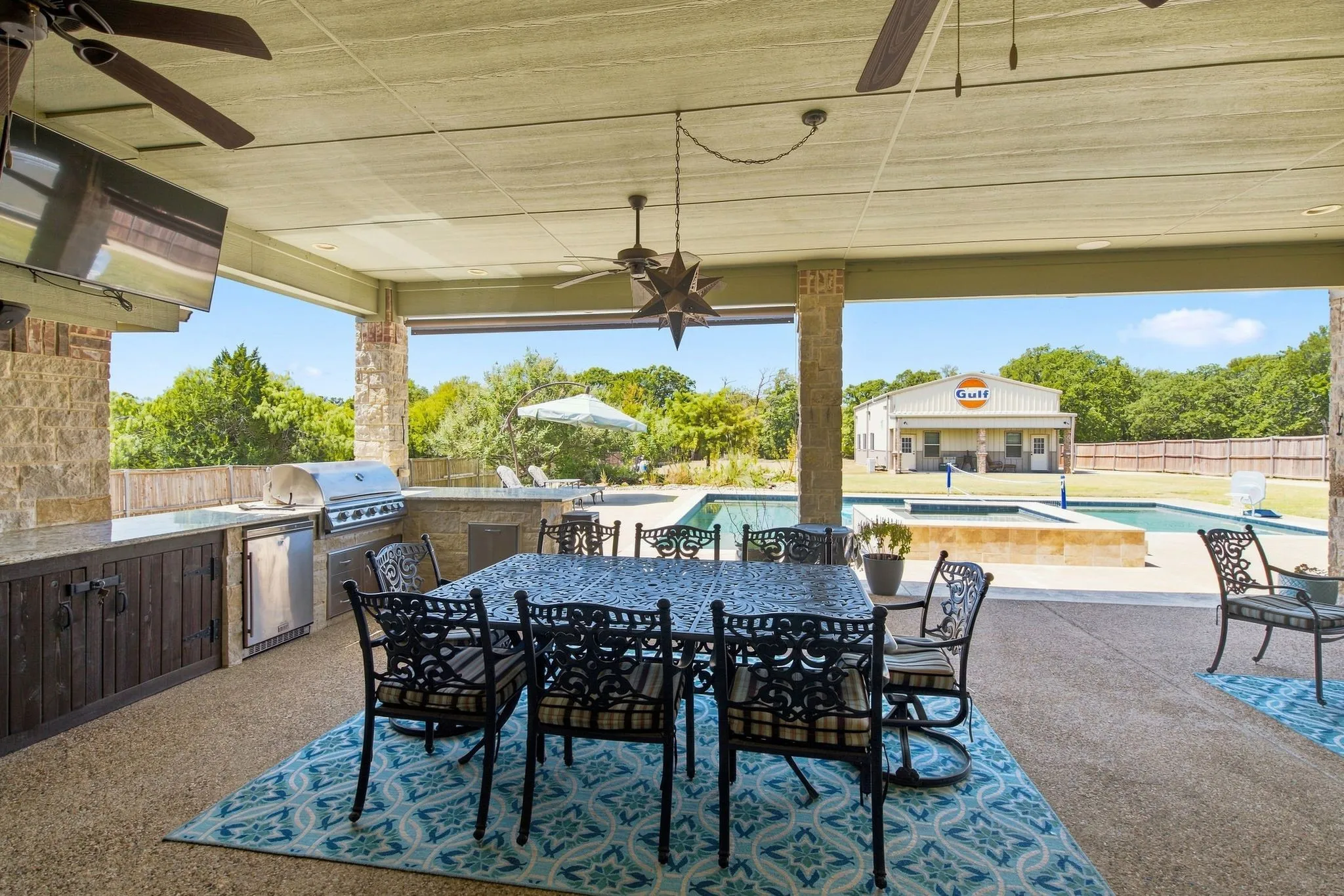 Single Family Residence For Sale in Tarrant County , 911 Tate Street, Mansfield, Texas 76063, 5 Bedroom, 4 Bathroom, 3 Garage spaces, 4,400 Sqft, built in 2014, mls#21366365, Real Estate Agent in Mansfield, Homes For Sale in Tarrant county, Homes For Sale in Mansfield, Realtor in Mansfield Texas, Real Estate Brokerage Independent Realty Texas, Luminita Cordes Realtor