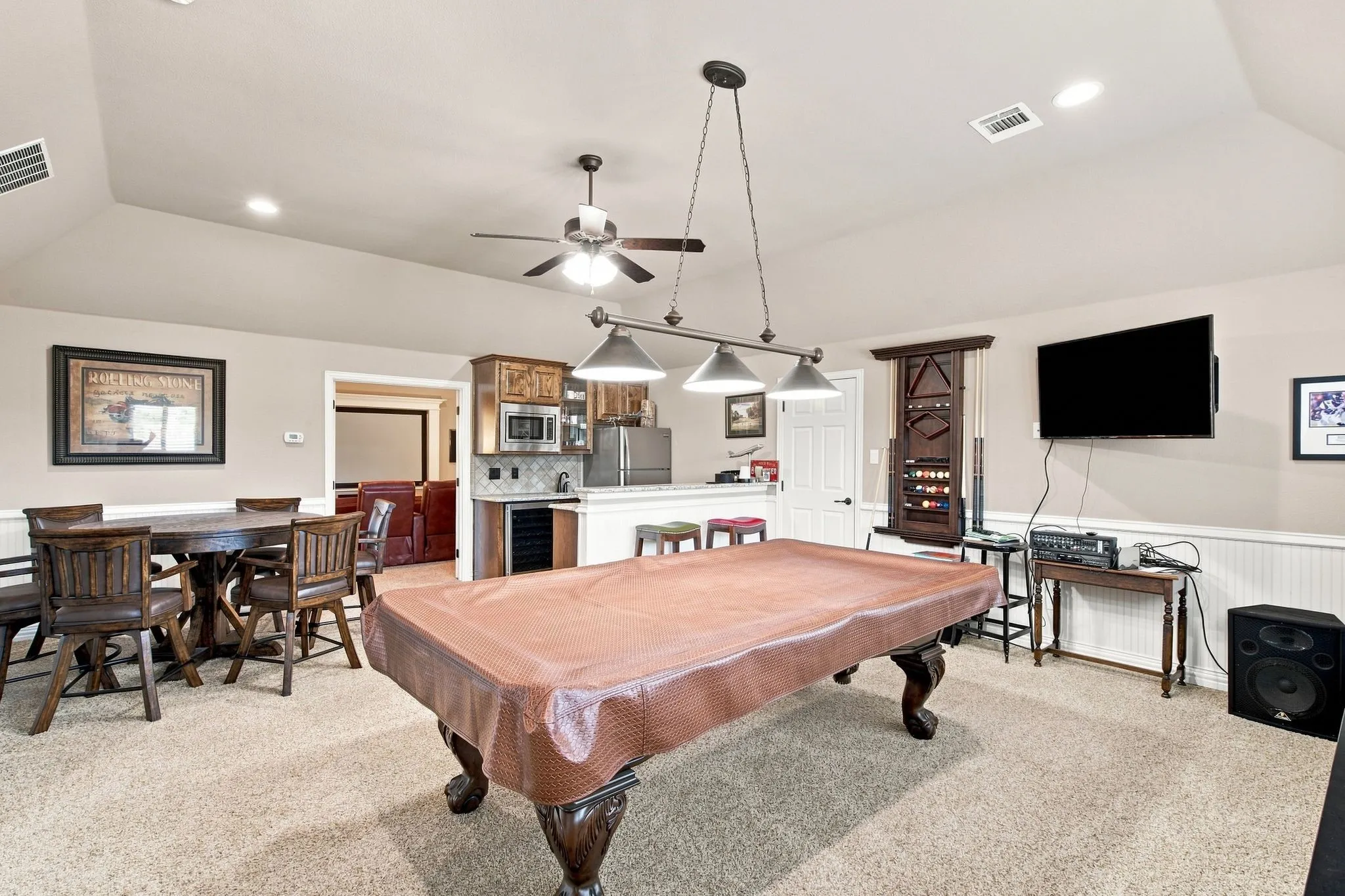 Single Family Residence For Sale in Tarrant County , 911 Tate Street, Mansfield, Texas 76063, 5 Bedroom, 4 Bathroom, 3 Garage spaces, 4,400 Sqft, built in 2014, mls#21366365, Real Estate Agent in Mansfield, Homes For Sale in Tarrant county, Homes For Sale in Mansfield, Realtor in Mansfield Texas, Real Estate Brokerage Independent Realty Texas, Luminita Cordes Realtor