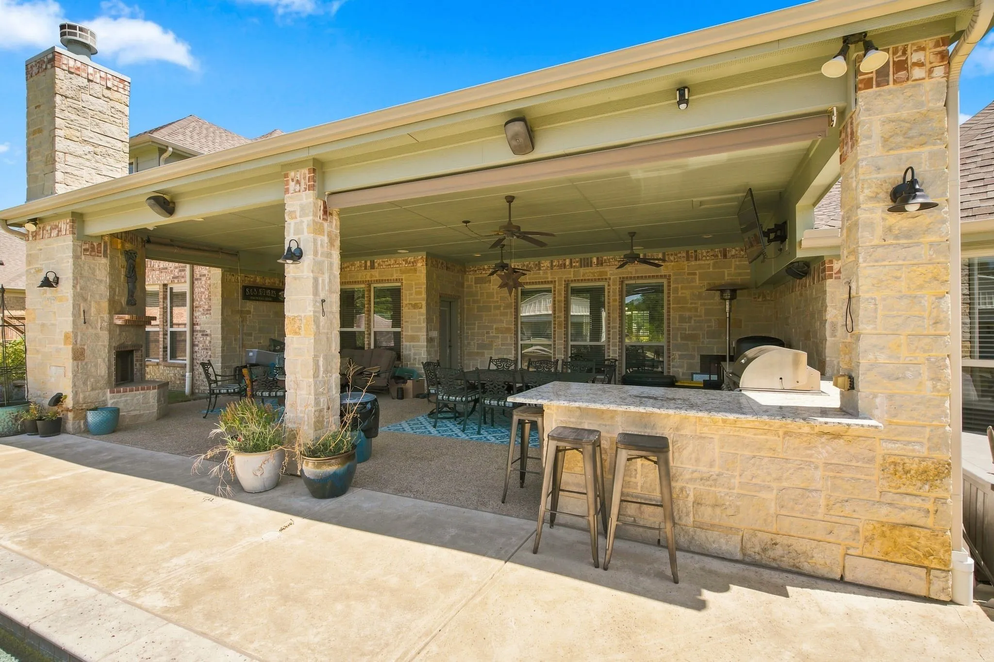 Single Family Residence For Sale in Tarrant County , 911 Tate Street, Mansfield, Texas 76063, 5 Bedroom, 4 Bathroom, 3 Garage spaces, 4,400 Sqft, built in 2014, mls#21366365, Real Estate Agent in Mansfield, Homes For Sale in Tarrant county, Homes For Sale in Mansfield, Realtor in Mansfield Texas, Real Estate Brokerage Independent Realty Texas, Luminita Cordes Realtor
