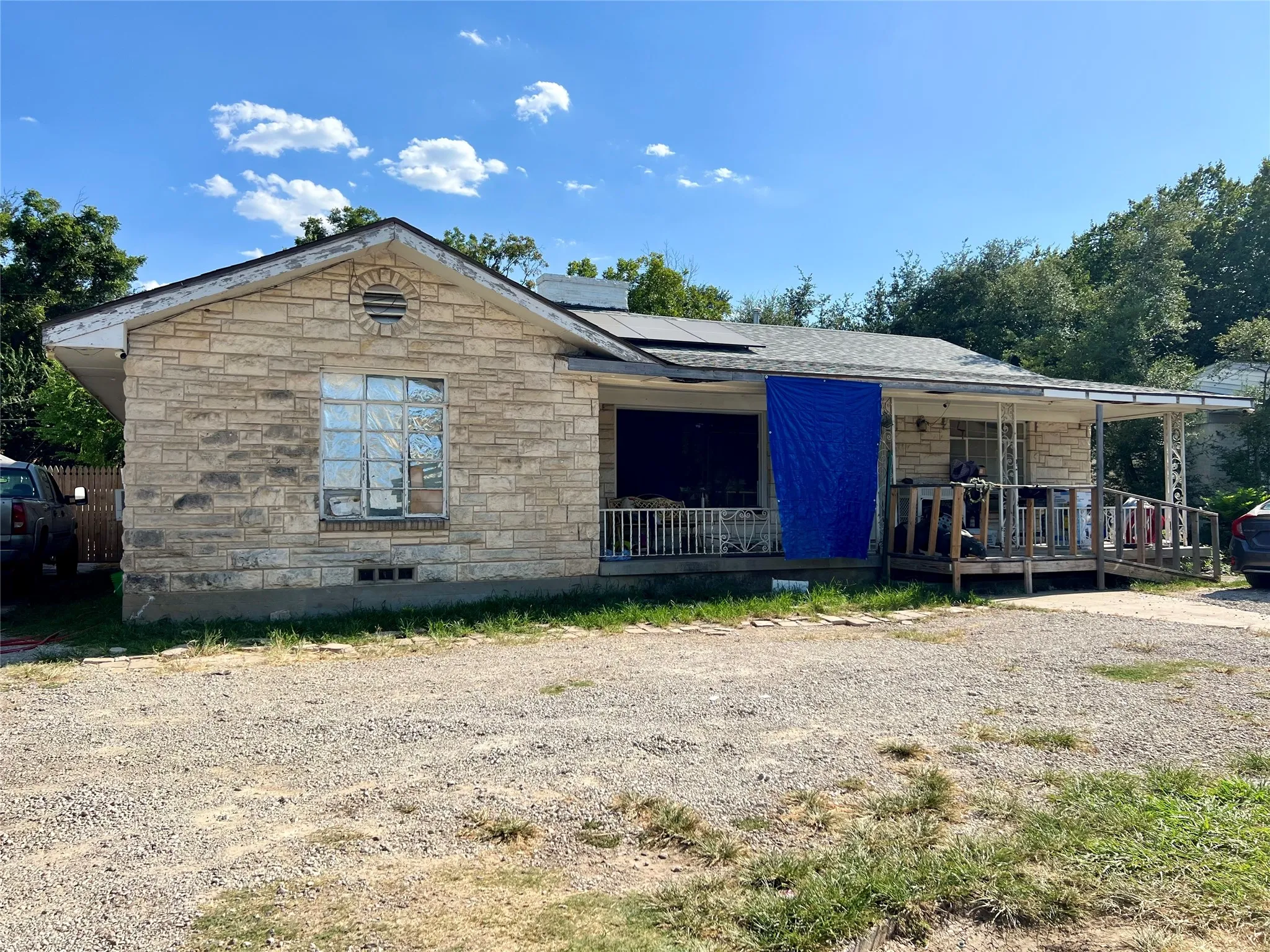 Single Family Residence For Sale in Tarrant County , 3809 White Settlement Road, Fort Worth, Texas 76107, 3 Bedroom, 3 Bathroom, Garage spaces, 1,815 Sqft, built in 1948, Price $499,900, mls#21363672, Real Estate Agent in Fort Worth, Homes For Sale in Tarrant county, Homes For Sale in Fort Worth, Realtor in Fort Worth Texas, Real Estate Brokerage Independent Realty Texas, Luminita Cordes Realtor