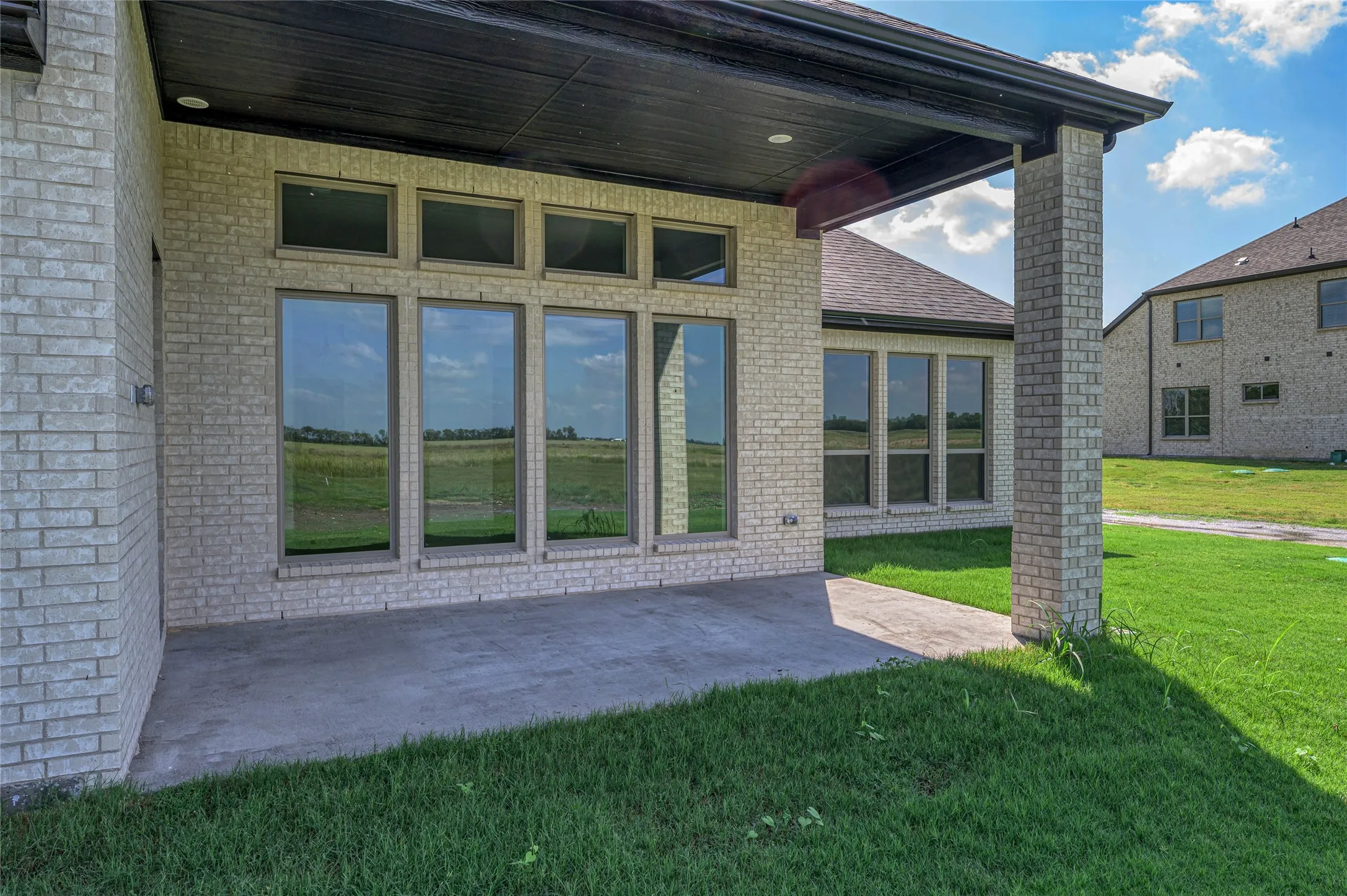 Single Family Residence For Sale in Grayson County , 101 Jasper Lane, Van Alstyne, Texas 75495, 4 Bedroom, 4 Bathroom, 3 Garage spaces, 3,218 Sqft, built in 2026, mls#21365470, Real Estate Agent in Van Alstyne, Homes For Sale in Grayson county, Homes For Sale in Van Alstyne, Realtor in Van Alstyne Texas, Real Estate Brokerage Independent Realty Texas, Luminita Cordes Realtor