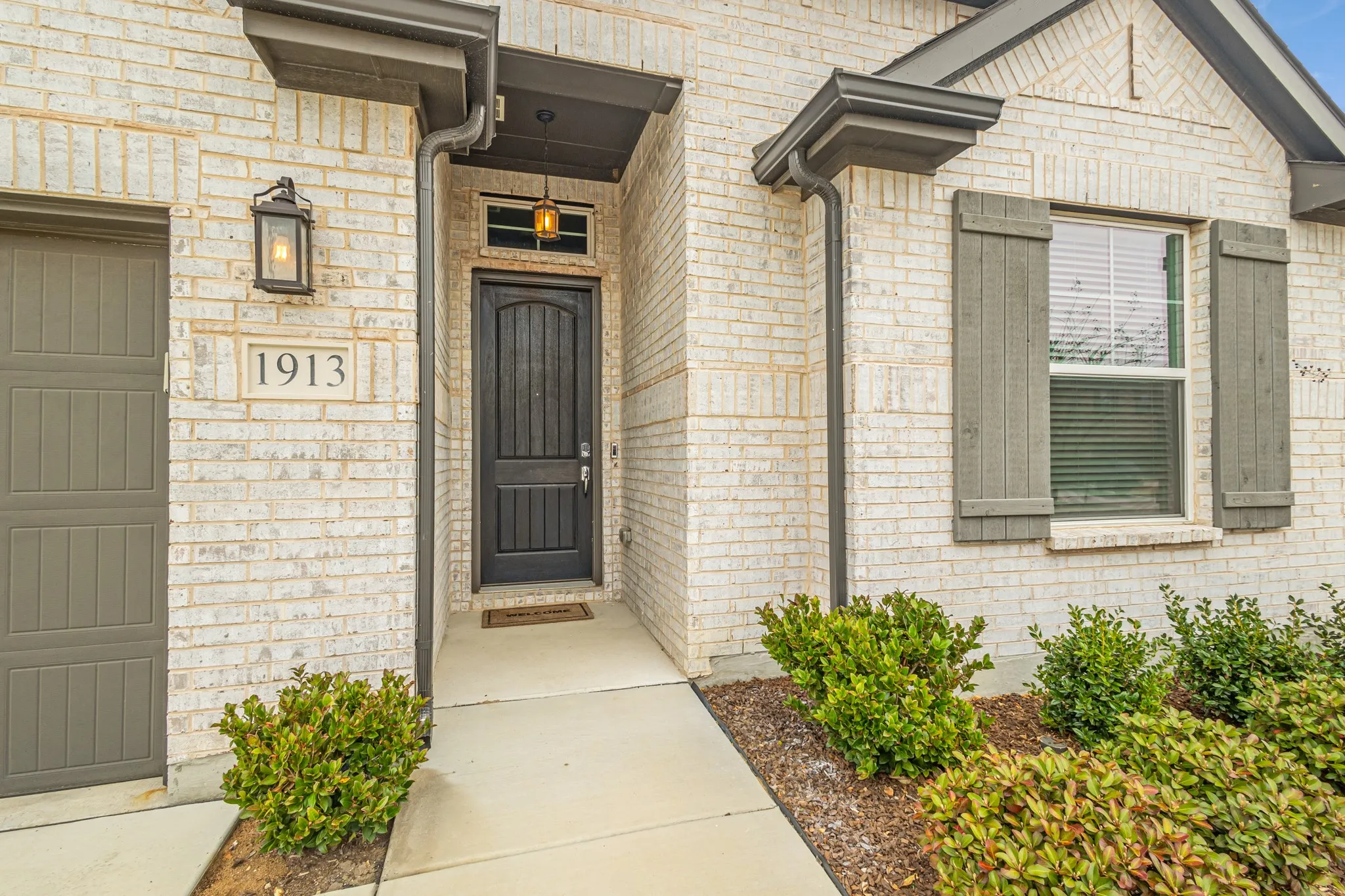 Single Family Residence For Rent in Denton County , 1913 Briar Hill Drive, Denton, Texas 76207, 3 Bedroom, 2 Bathroom, 2 Garage spaces, 1,658 Sqft, built in 2022, mls#21366100, Real Estate Agent in Denton, Homes For Rent in Denton county, Homes For Rent in Denton, Realtor in Denton Texas, Real Estate Brokerage Independent Realty Texas, Luminita Cordes Realtor