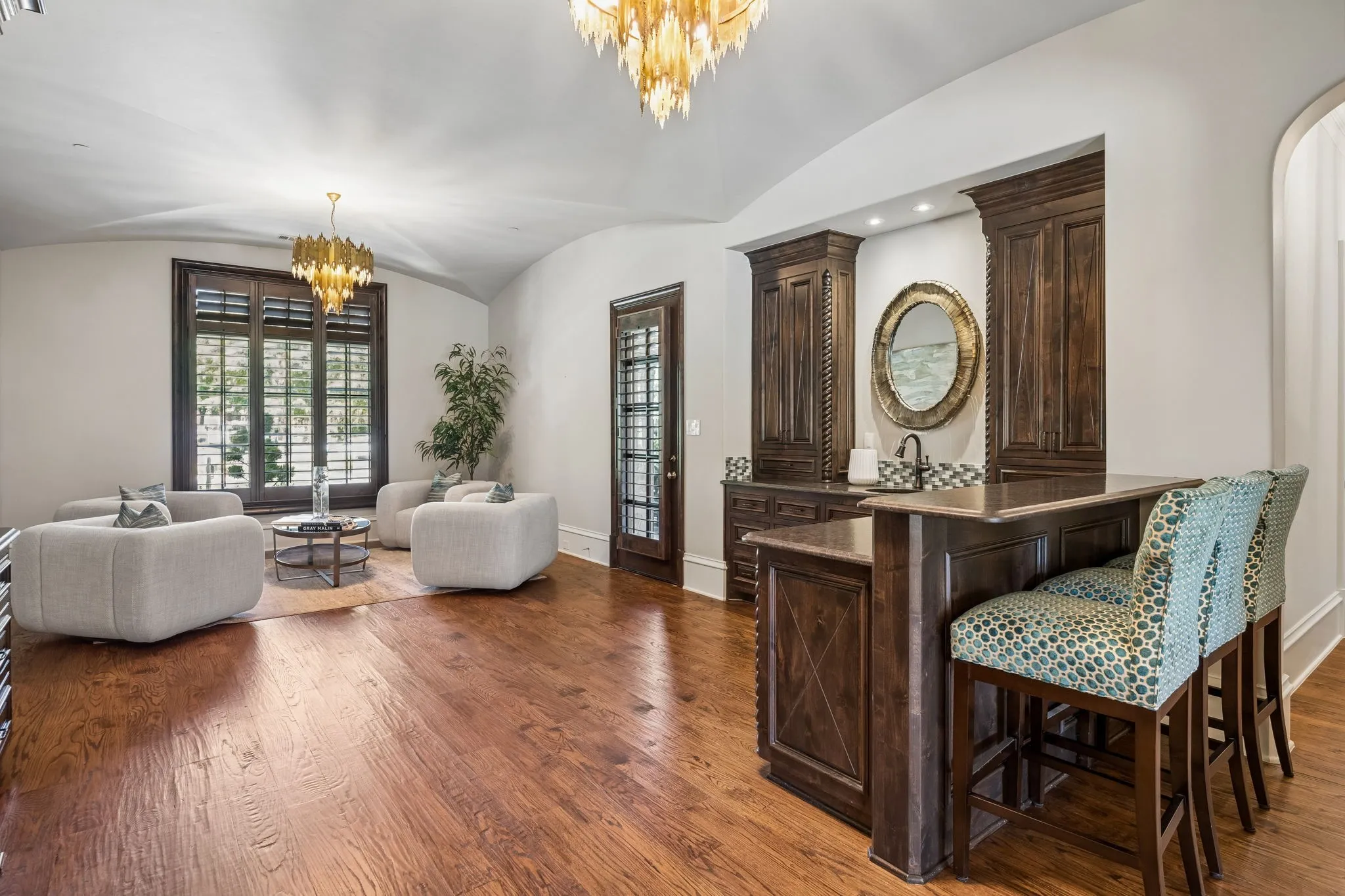 Single Family Residence For Sale in Tarrant County , 2106 Falcon Pass, Westlake, Texas 76262, 4 Bedroom, 5 Bathroom, 3 Garage spaces, 5,885 Sqft, built in 2013, mls#21366377, Real Estate Agent in Westlake, Homes For Sale in Tarrant county, Homes For Sale in Westlake, Realtor in Westlake Texas, Real Estate Brokerage Independent Realty Texas, Luminita Cordes Realtor