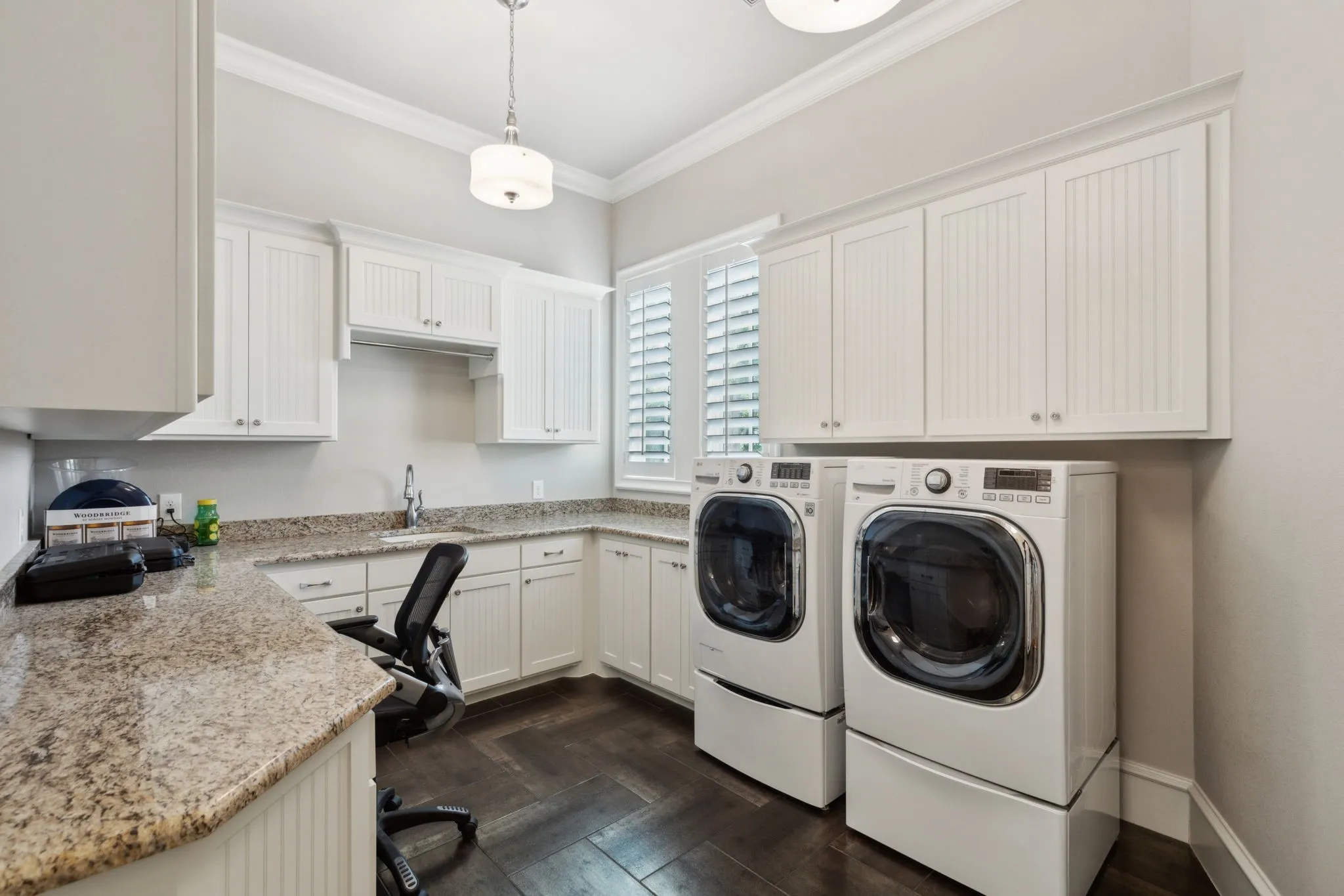 Single Family Residence For Sale in Tarrant County , 2106 Falcon Pass, Westlake, Texas 76262, 4 Bedroom, 5 Bathroom, 3 Garage spaces, 5,885 Sqft, built in 2013, mls#21366377, Real Estate Agent in Westlake, Homes For Sale in Tarrant county, Homes For Sale in Westlake, Realtor in Westlake Texas, Real Estate Brokerage Independent Realty Texas, Luminita Cordes Realtor