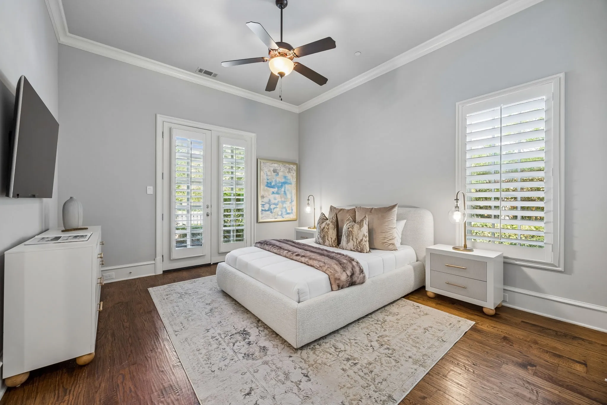 Single Family Residence For Sale in Tarrant County , 2106 Falcon Pass, Westlake, Texas 76262, 4 Bedroom, 5 Bathroom, 3 Garage spaces, 5,885 Sqft, built in 2013, mls#21366377, Real Estate Agent in Westlake, Homes For Sale in Tarrant county, Homes For Sale in Westlake, Realtor in Westlake Texas, Real Estate Brokerage Independent Realty Texas, Luminita Cordes Realtor