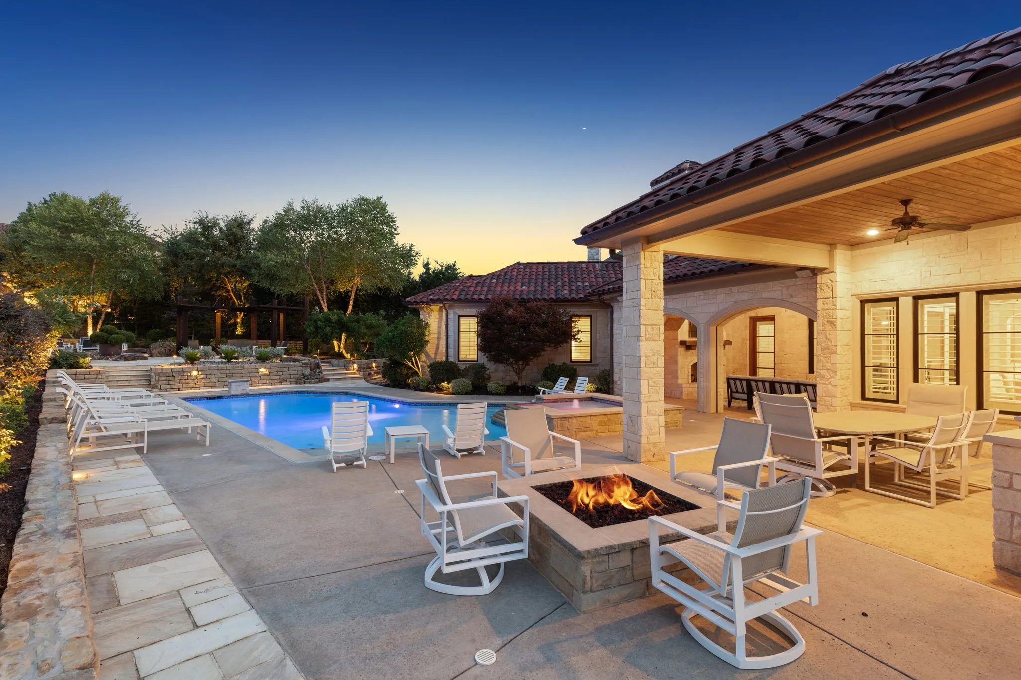 Single Family Residence For Sale in Tarrant County , 2106 Falcon Pass, Westlake, Texas 76262, 4 Bedroom, 5 Bathroom, 3 Garage spaces, 5,885 Sqft, built in 2013, mls#21366377, Real Estate Agent in Westlake, Homes For Sale in Tarrant county, Homes For Sale in Westlake, Realtor in Westlake Texas, Real Estate Brokerage Independent Realty Texas, Luminita Cordes Realtor