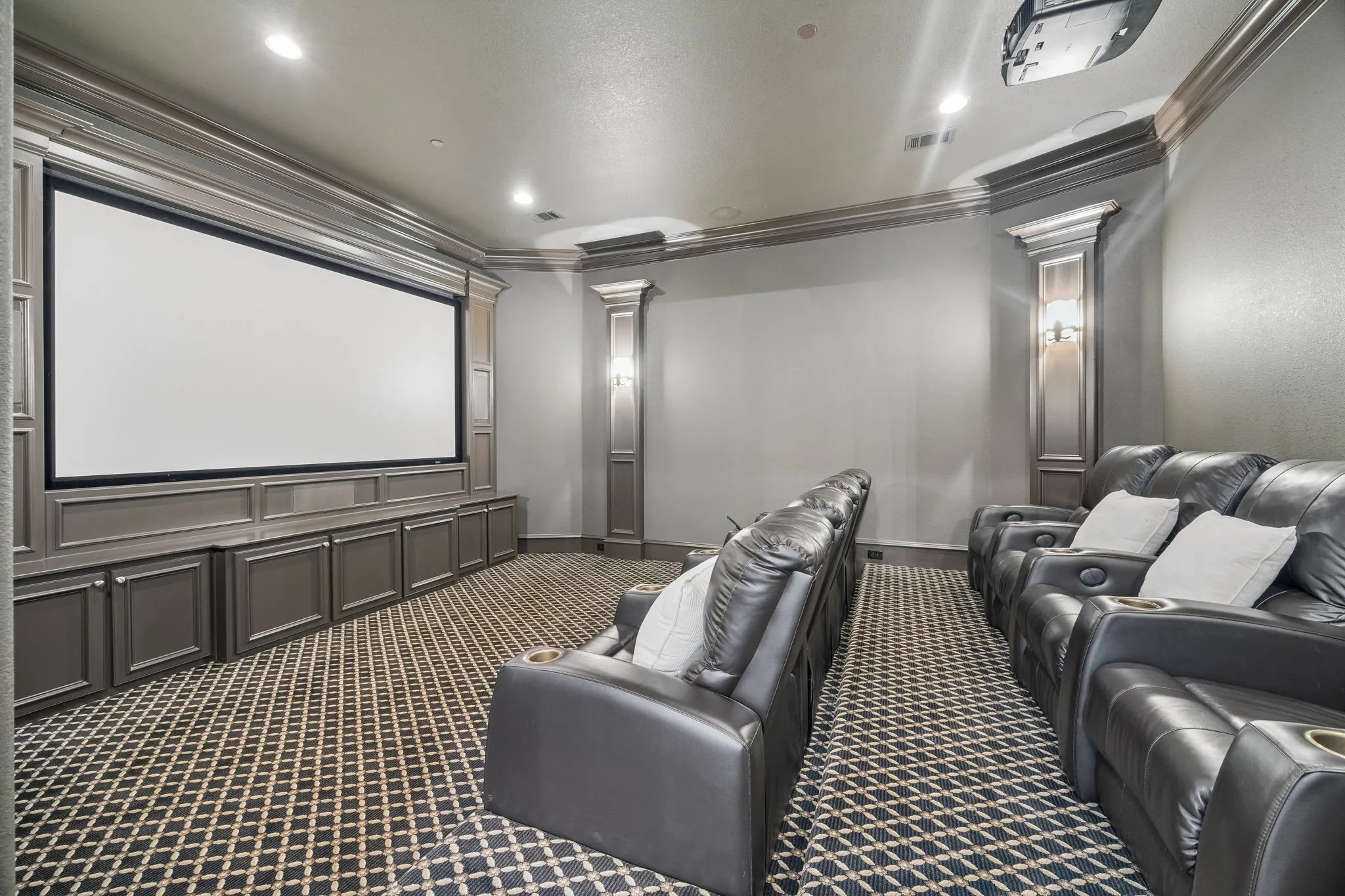 Single Family Residence For Sale in Tarrant County , 2106 Falcon Pass, Westlake, Texas 76262, 4 Bedroom, 5 Bathroom, 3 Garage spaces, 5,885 Sqft, built in 2013, mls#21366377, Real Estate Agent in Westlake, Homes For Sale in Tarrant county, Homes For Sale in Westlake, Realtor in Westlake Texas, Real Estate Brokerage Independent Realty Texas, Luminita Cordes Realtor