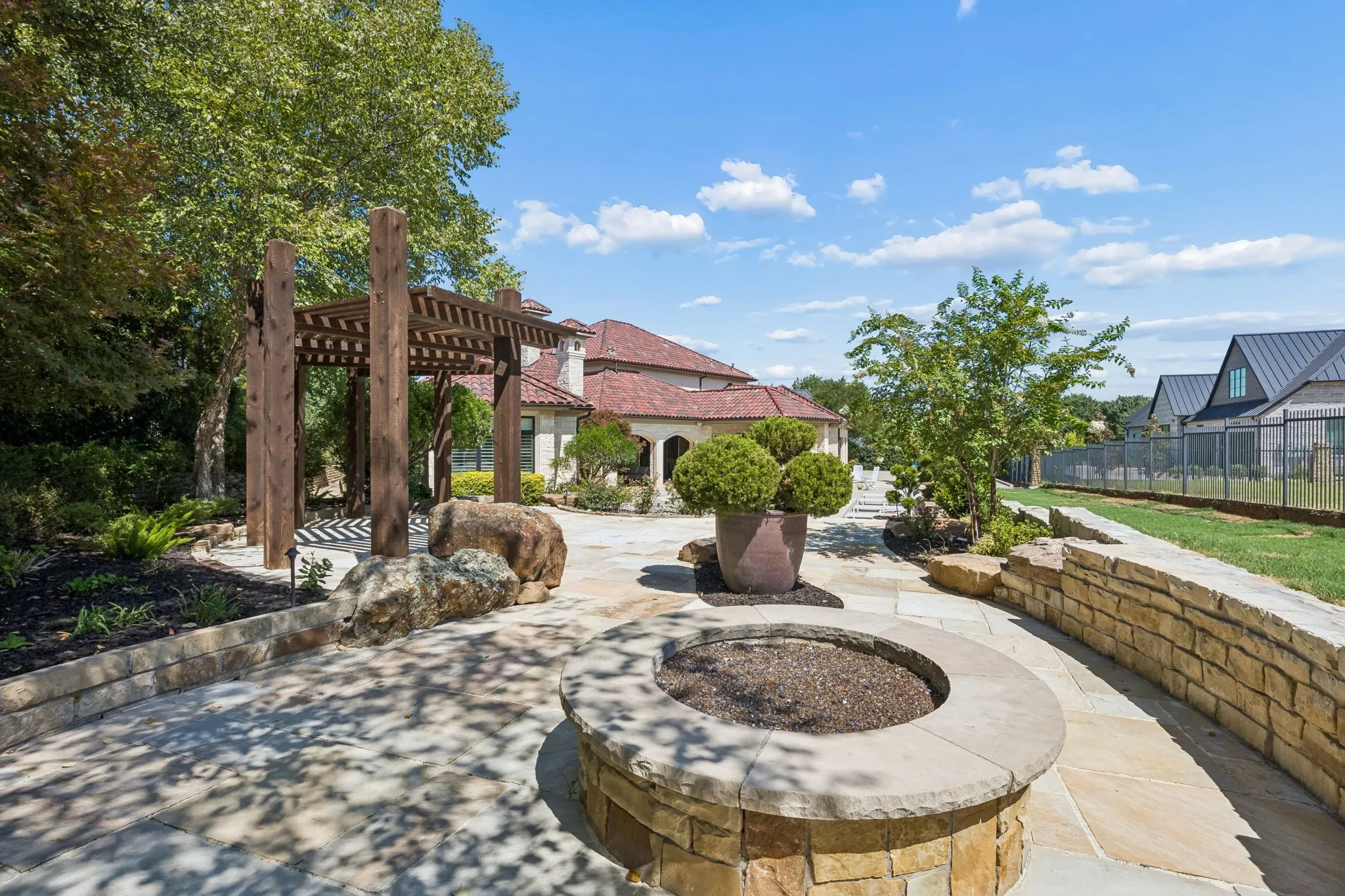 Single Family Residence For Sale in Tarrant County , 2106 Falcon Pass, Westlake, Texas 76262, 4 Bedroom, 5 Bathroom, 3 Garage spaces, 5,885 Sqft, built in 2013, mls#21366377, Real Estate Agent in Westlake, Homes For Sale in Tarrant county, Homes For Sale in Westlake, Realtor in Westlake Texas, Real Estate Brokerage Independent Realty Texas, Luminita Cordes Realtor