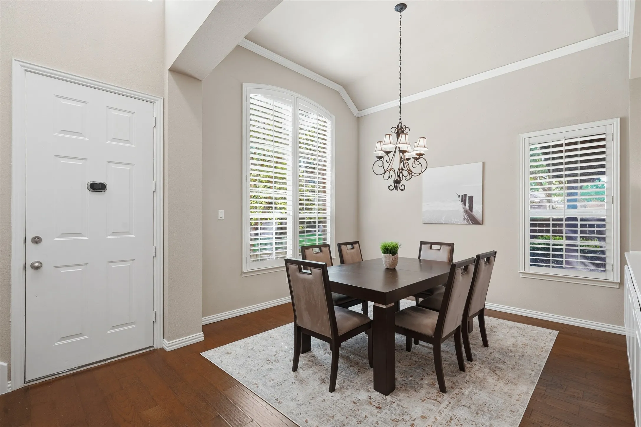 Townhouse For Sale in Denton County , 1724 Brookview Drive, Carrollton, Texas 75007, 3 Bedroom, 3 Bathroom, 2 Garage spaces, 2,008 Sqft, built in 2004, mls#21366135, Real Estate Agent in Carrollton, Homes For Sale in Denton county, Homes For Sale in Carrollton, Realtor in Carrollton Texas, Real Estate Brokerage Independent Realty Texas, Luminita Cordes Realtor