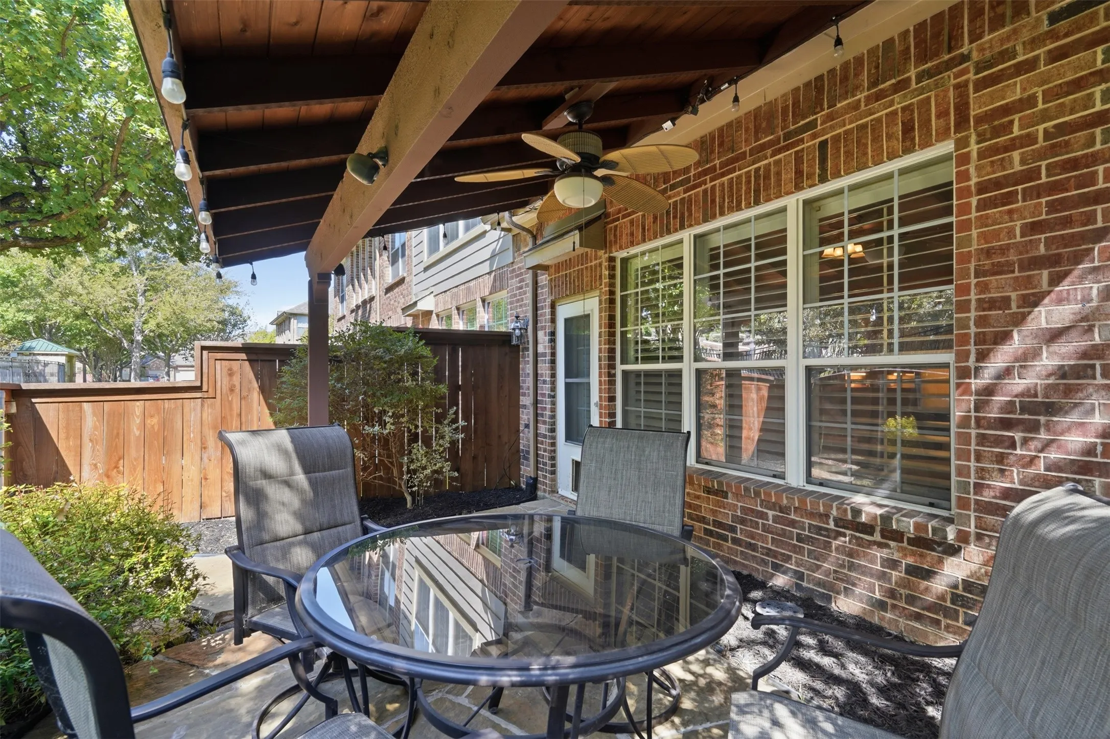 Townhouse For Sale in Denton County , 1724 Brookview Drive, Carrollton, Texas 75007, 3 Bedroom, 3 Bathroom, 2 Garage spaces, 2,008 Sqft, built in 2004, mls#21366135, Real Estate Agent in Carrollton, Homes For Sale in Denton county, Homes For Sale in Carrollton, Realtor in Carrollton Texas, Real Estate Brokerage Independent Realty Texas, Luminita Cordes Realtor