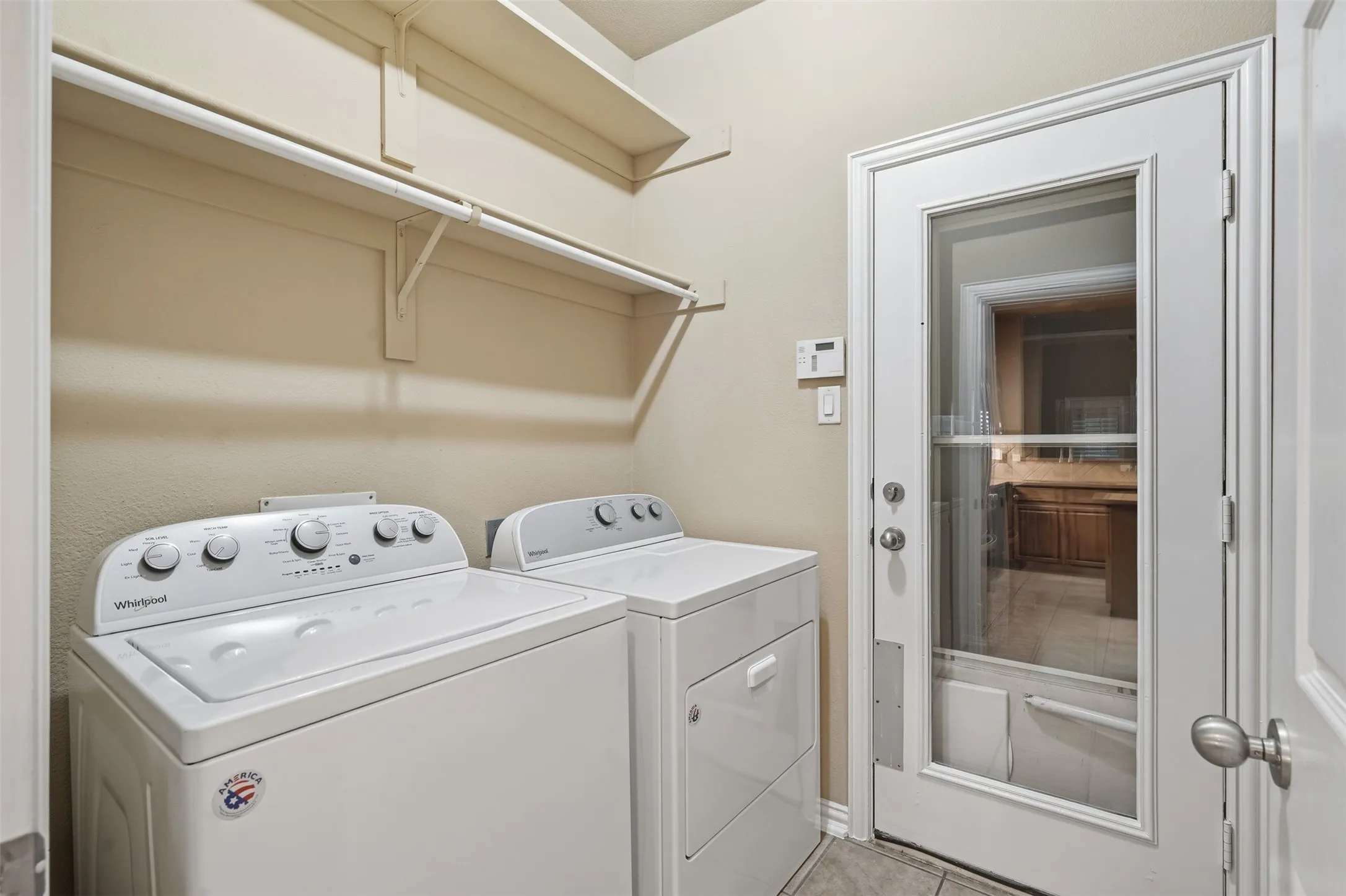 Townhouse For Sale in Denton County , 1724 Brookview Drive, Carrollton, Texas 75007, 3 Bedroom, 3 Bathroom, 2 Garage spaces, 2,008 Sqft, built in 2004, mls#21366135, Real Estate Agent in Carrollton, Homes For Sale in Denton county, Homes For Sale in Carrollton, Realtor in Carrollton Texas, Real Estate Brokerage Independent Realty Texas, Luminita Cordes Realtor
