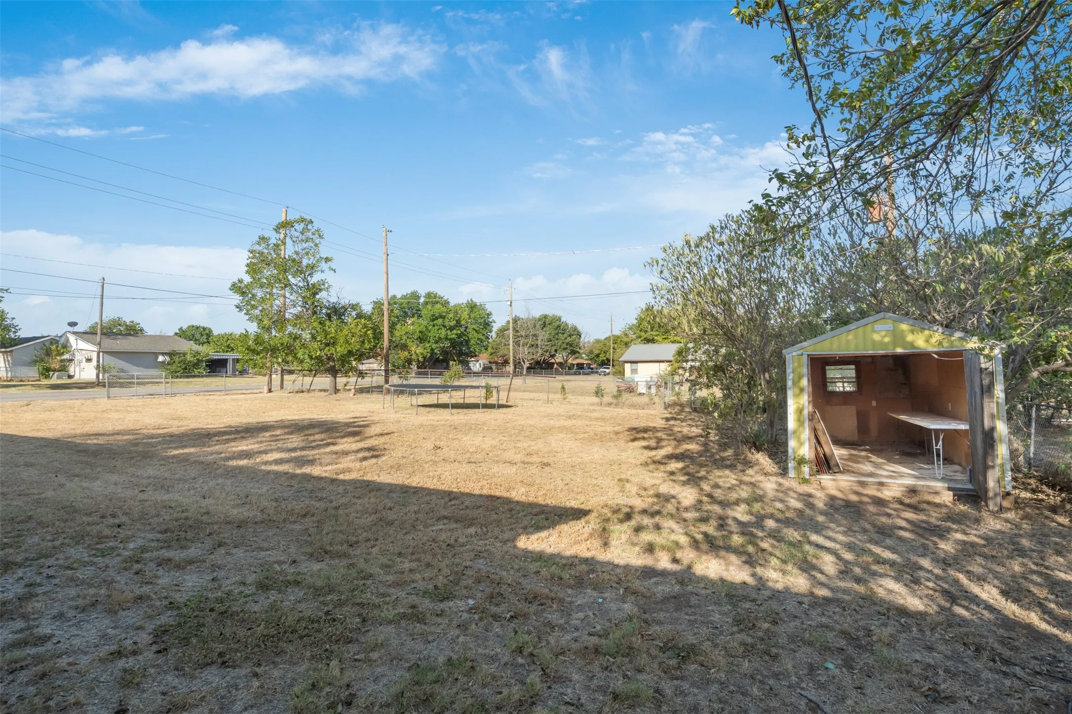 Single Family Residence For Sale in Archer County , 211 S Rose Street, Archer City, Texas 76351, 4 Bedroom, 2 Bathroom, Garage spaces, 1,350 Sqft, built in 1975, mls#21366351, Real Estate Agent in Archer City, Homes For Sale in Archer county, Homes For Sale in Archer City, Realtor in Archer City Texas, Real Estate Brokerage Independent Realty Texas, Luminita Cordes Realtor