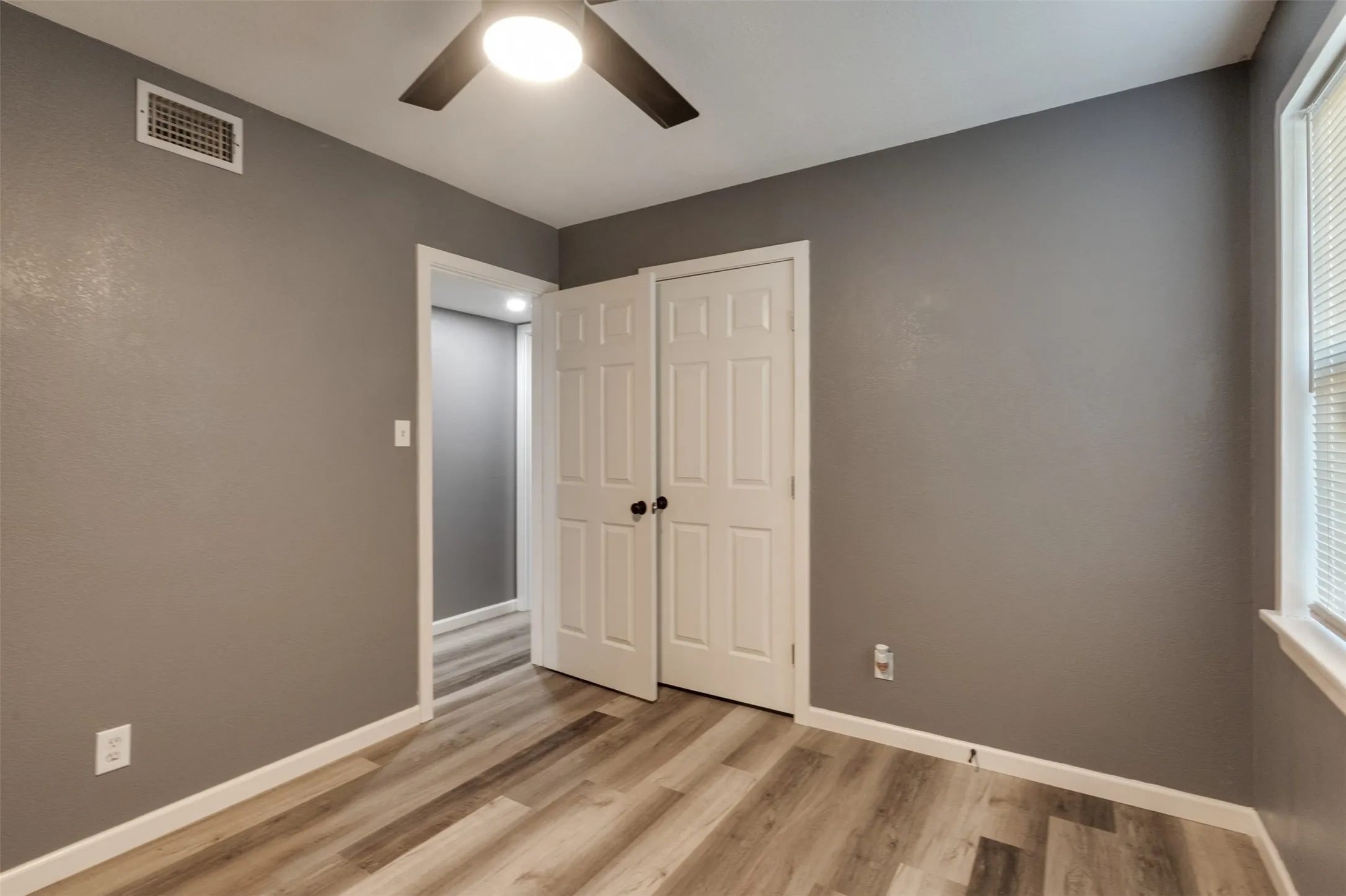 Single Family Residence For Sale in Archer County , 211 S Rose Street, Archer City, Texas 76351, 4 Bedroom, 2 Bathroom, Garage spaces, 1,350 Sqft, built in 1975, mls#21366351, Real Estate Agent in Archer City, Homes For Sale in Archer county, Homes For Sale in Archer City, Realtor in Archer City Texas, Real Estate Brokerage Independent Realty Texas, Luminita Cordes Realtor