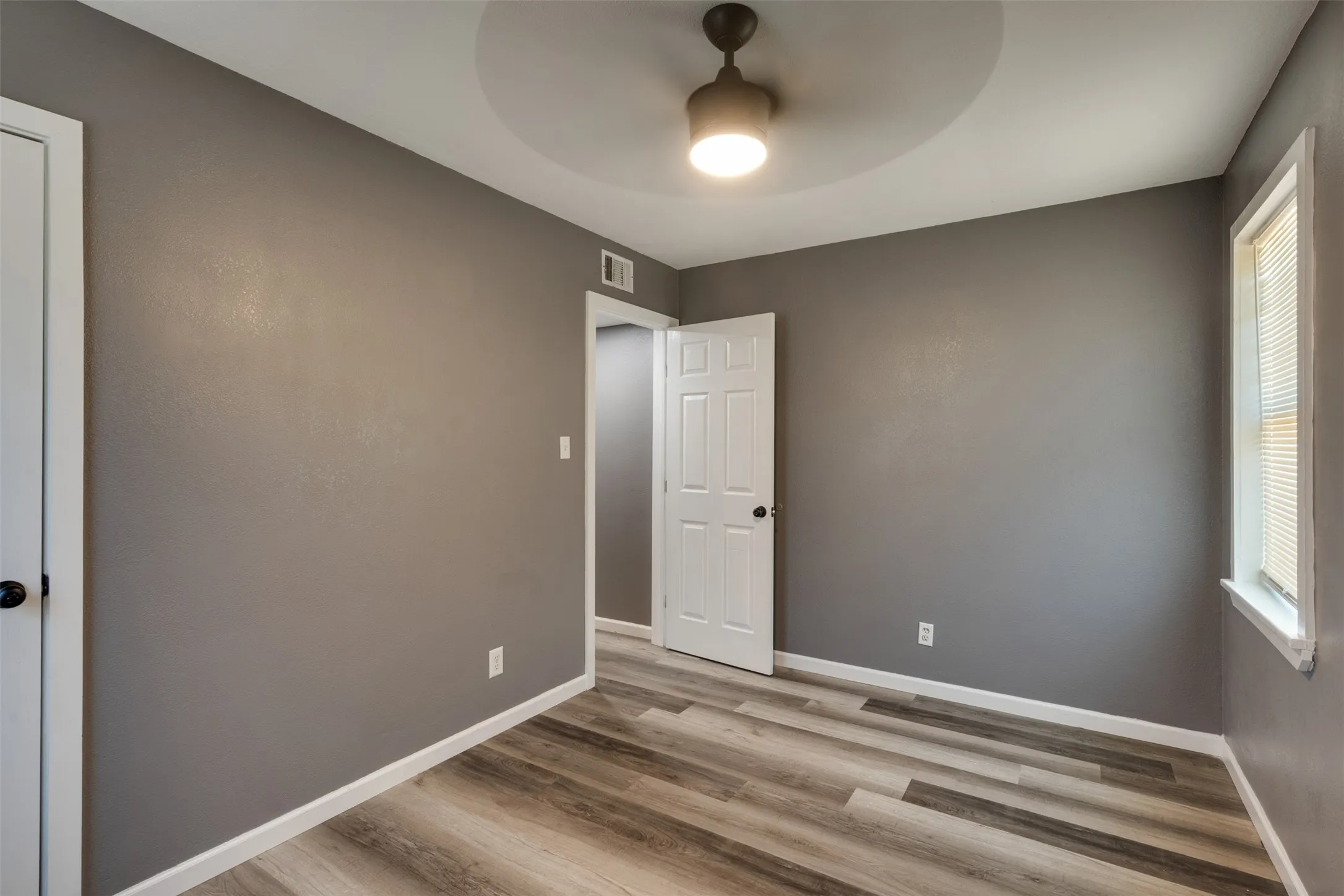 Single Family Residence For Sale in Archer County , 211 S Rose Street, Archer City, Texas 76351, 4 Bedroom, 2 Bathroom, Garage spaces, 1,350 Sqft, built in 1975, mls#21366351, Real Estate Agent in Archer City, Homes For Sale in Archer county, Homes For Sale in Archer City, Realtor in Archer City Texas, Real Estate Brokerage Independent Realty Texas, Luminita Cordes Realtor