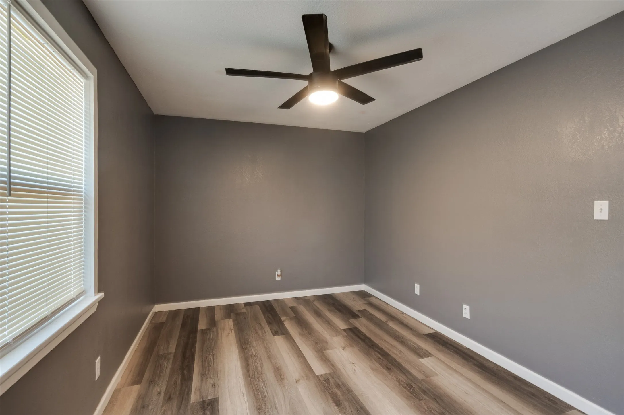 Single Family Residence For Sale in Archer County , 211 S Rose Street, Archer City, Texas 76351, 4 Bedroom, 2 Bathroom, Garage spaces, 1,350 Sqft, built in 1975, mls#21366351, Real Estate Agent in Archer City, Homes For Sale in Archer county, Homes For Sale in Archer City, Realtor in Archer City Texas, Real Estate Brokerage Independent Realty Texas, Luminita Cordes Realtor