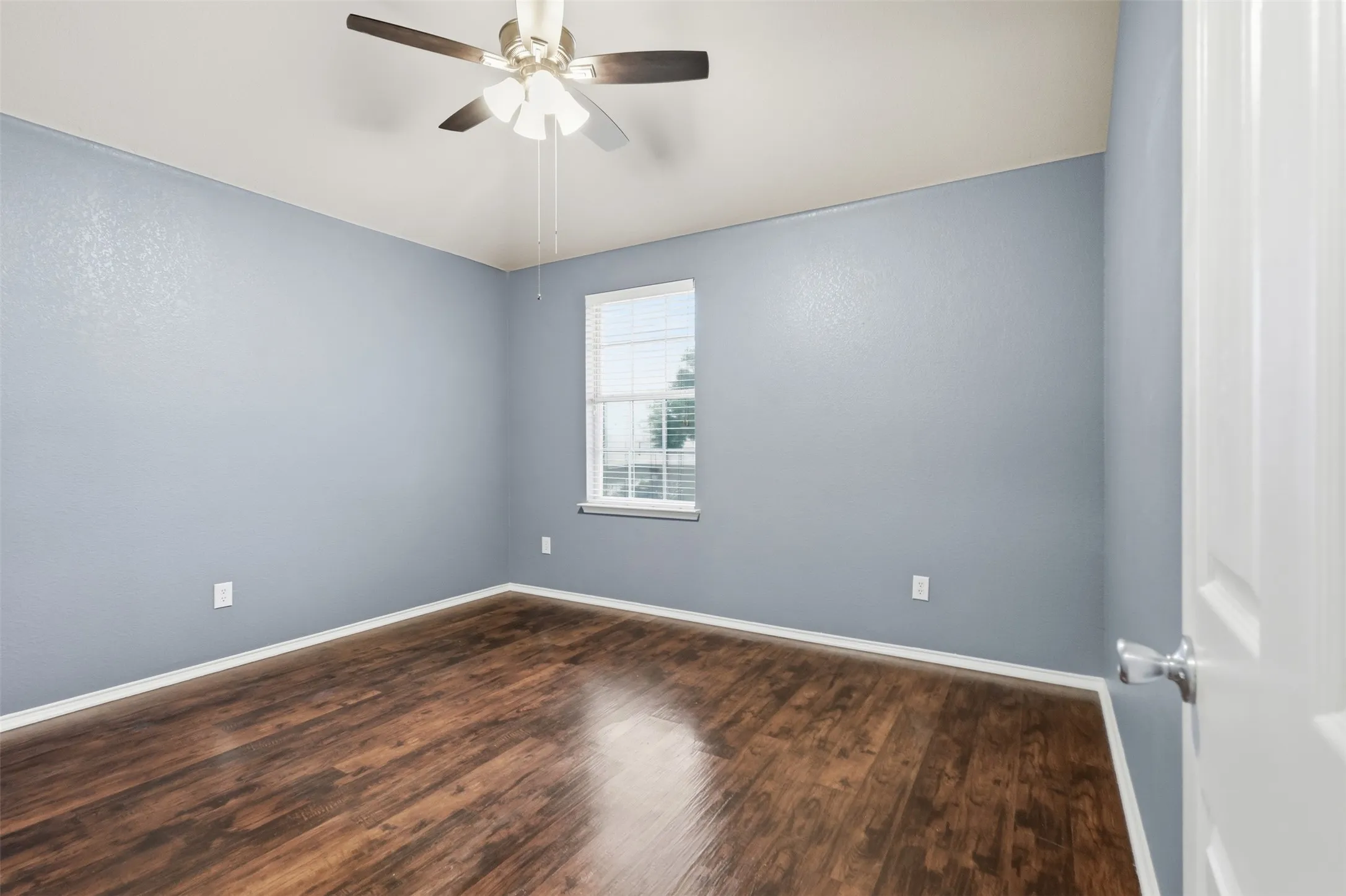 Single Family Residence For Sale in Rockwall County , 218 Mulberry Drive, Fate, Texas 75087, 4 Bedroom, 3 Bathroom, 2 Garage spaces, 2,796 Sqft, built in 2005, mls#21364836, Real Estate Agent in Fate, Homes For Sale in Rockwall county, Homes For Sale in Fate, Realtor in Fate Texas, Real Estate Brokerage Independent Realty Texas, Luminita Cordes Realtor