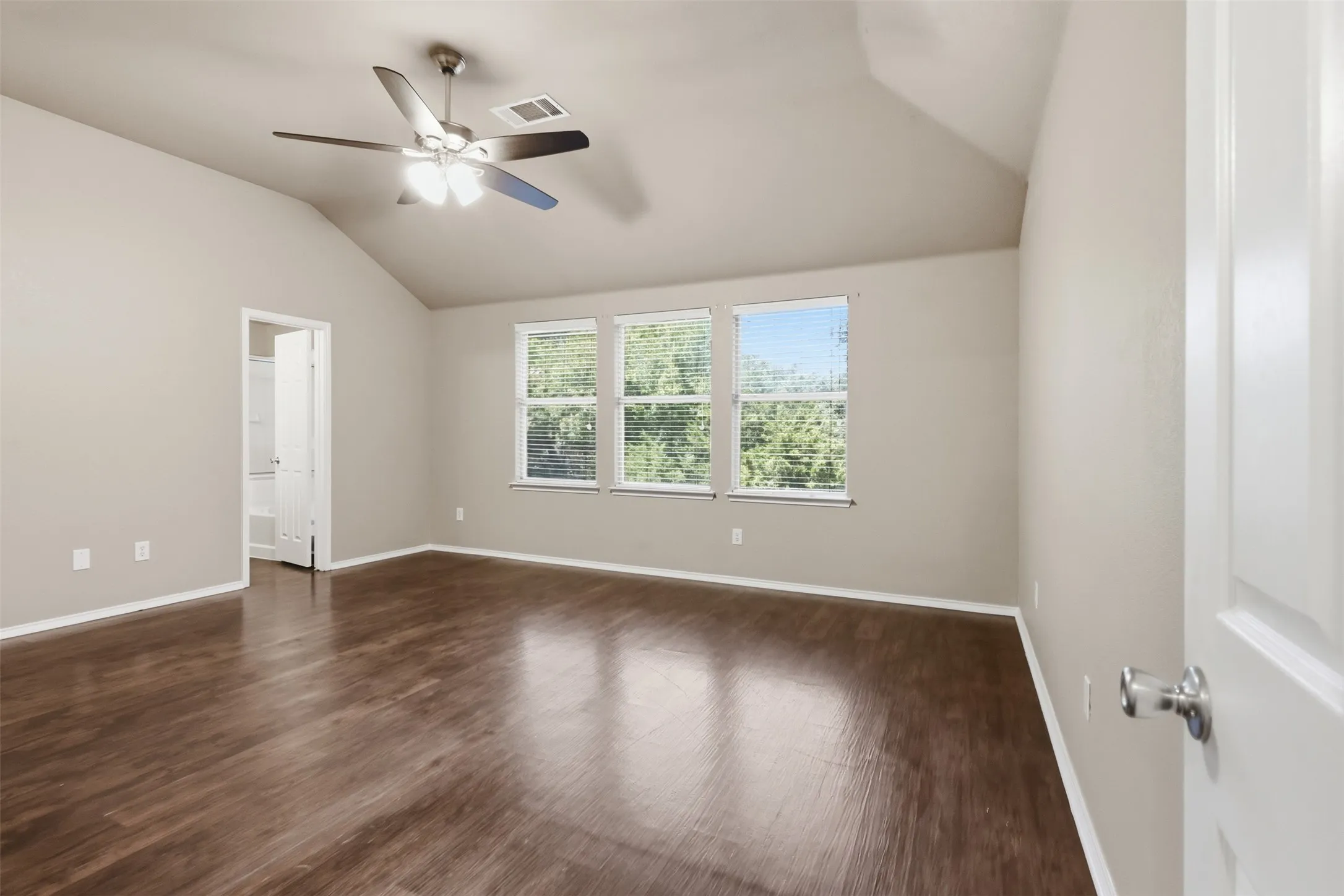Single Family Residence For Sale in Rockwall County , 218 Mulberry Drive, Fate, Texas 75087, 4 Bedroom, 3 Bathroom, 2 Garage spaces, 2,796 Sqft, built in 2005, mls#21364836, Real Estate Agent in Fate, Homes For Sale in Rockwall county, Homes For Sale in Fate, Realtor in Fate Texas, Real Estate Brokerage Independent Realty Texas, Luminita Cordes Realtor