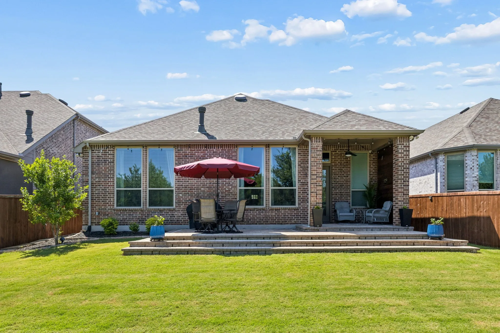 Single Family Residence For Sale in Denton County , 1425 Appaloosa Drive, Aubrey, Texas 76227, 4 Bedroom, 3 Bathroom, 2 Garage spaces, 2,276 Sqft, built in 2019, mls#21361134, Real Estate Agent in Aubrey, Homes For Sale in Denton county, Homes For Sale in Aubrey, Realtor in Aubrey Texas, Real Estate Brokerage Independent Realty Texas, Luminita Cordes Realtor