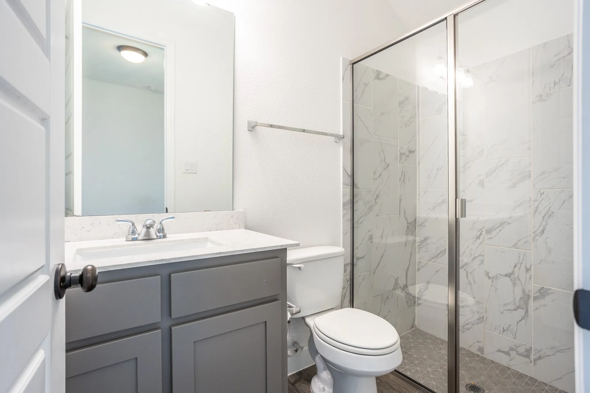 Single Family Residence For Sale in Denton County , 340 Moonvine Drive, Little Elm, Texas 75068, 4 Bedroom, 4 Bathroom, 2 Garage spaces, 2,653 Sqft, built in 2021, mls#21366440, Real Estate Agent in Little Elm, Homes For Sale in Denton county, Homes For Sale in Little Elm, Realtor in Little Elm Texas, Real Estate Brokerage Independent Realty Texas, Luminita Cordes Realtor