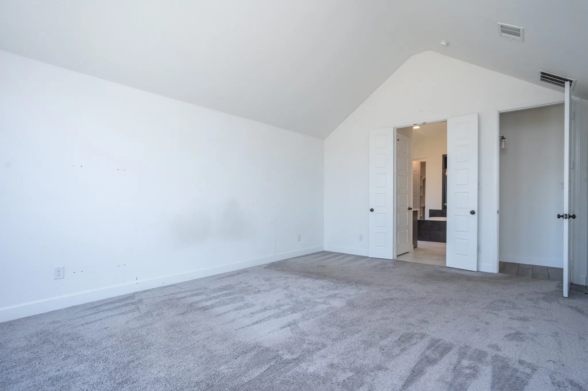 Single Family Residence For Sale in Denton County , 340 Moonvine Drive, Little Elm, Texas 75068, 4 Bedroom, 4 Bathroom, 2 Garage spaces, 2,653 Sqft, built in 2021, mls#21366440, Real Estate Agent in Little Elm, Homes For Sale in Denton county, Homes For Sale in Little Elm, Realtor in Little Elm Texas, Real Estate Brokerage Independent Realty Texas, Luminita Cordes Realtor