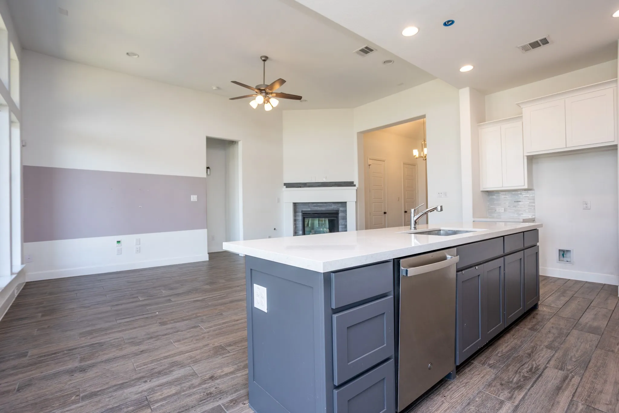 Single Family Residence For Sale in Denton County , 340 Moonvine Drive, Little Elm, Texas 75068, 4 Bedroom, 4 Bathroom, 2 Garage spaces, 2,653 Sqft, built in 2021, mls#21366440, Real Estate Agent in Little Elm, Homes For Sale in Denton county, Homes For Sale in Little Elm, Realtor in Little Elm Texas, Real Estate Brokerage Independent Realty Texas, Luminita Cordes Realtor