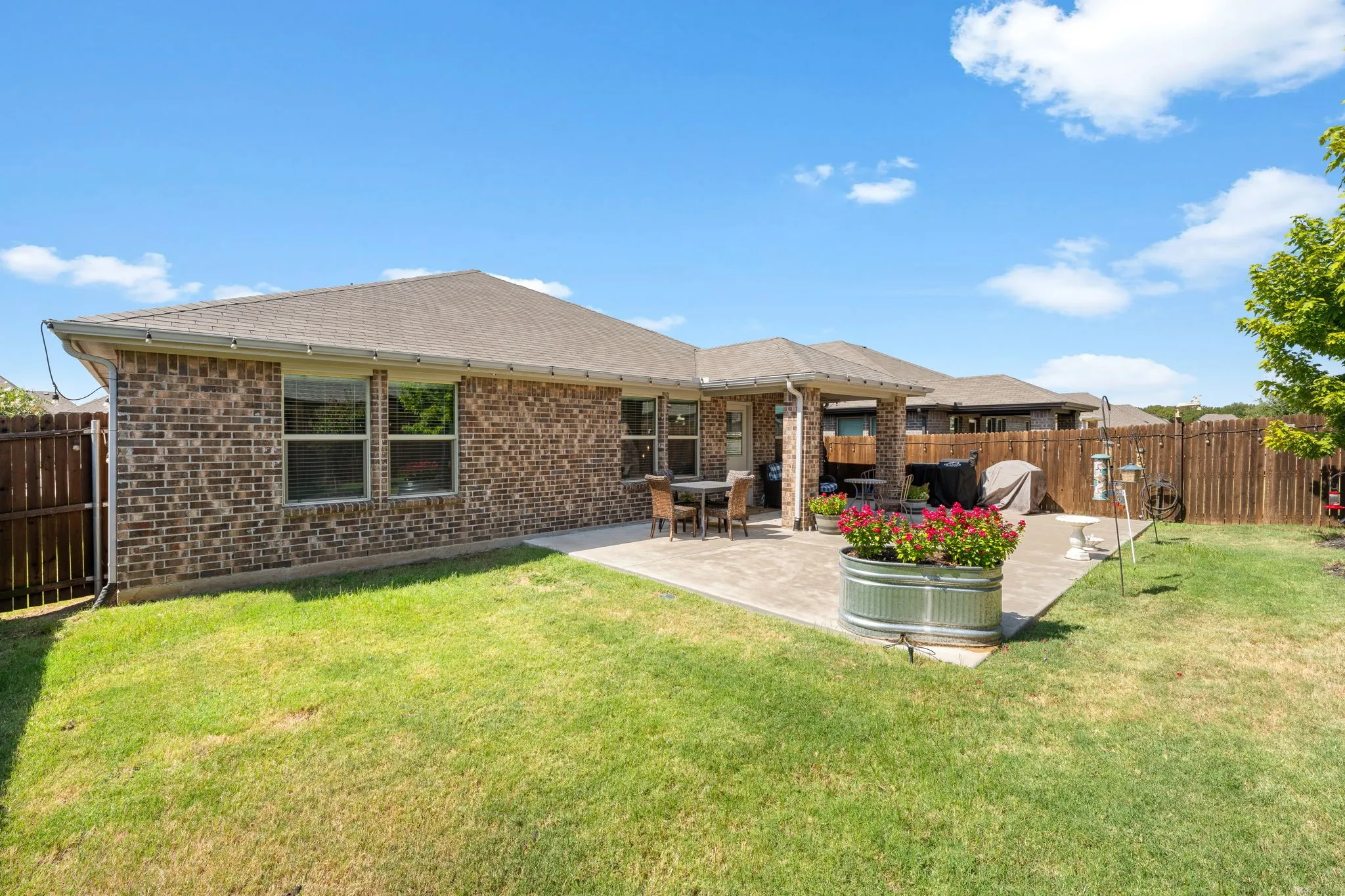 Single Family Residence For Sale in Hunt County , 3254 Mc Callister Way, Royse City, Texas 75189, 4 Bedroom, 3 Bathroom, 2 Garage spaces, 2,078 Sqft, built in 2022, mls#21366259, Real Estate Agent in Royse City, Homes For Sale in Hunt county, Homes For Sale in Royse City, Realtor in Royse City Texas, Real Estate Brokerage Independent Realty Texas, Luminita Cordes Realtor