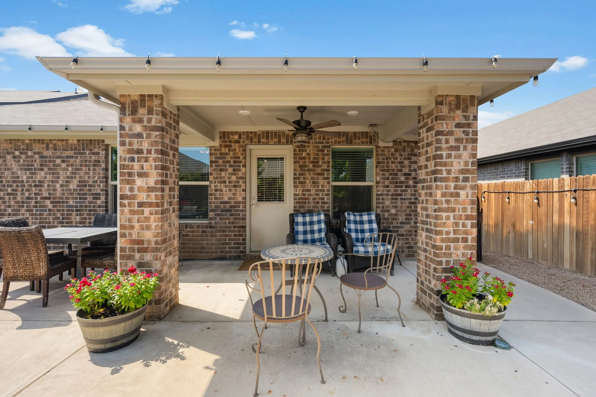 Single Family Residence For Sale in Hunt County , 3254 Mc Callister Way, Royse City, Texas 75189, 4 Bedroom, 3 Bathroom, 2 Garage spaces, 2,078 Sqft, built in 2022, mls#21366259, Real Estate Agent in Royse City, Homes For Sale in Hunt county, Homes For Sale in Royse City, Realtor in Royse City Texas, Real Estate Brokerage Independent Realty Texas, Luminita Cordes Realtor