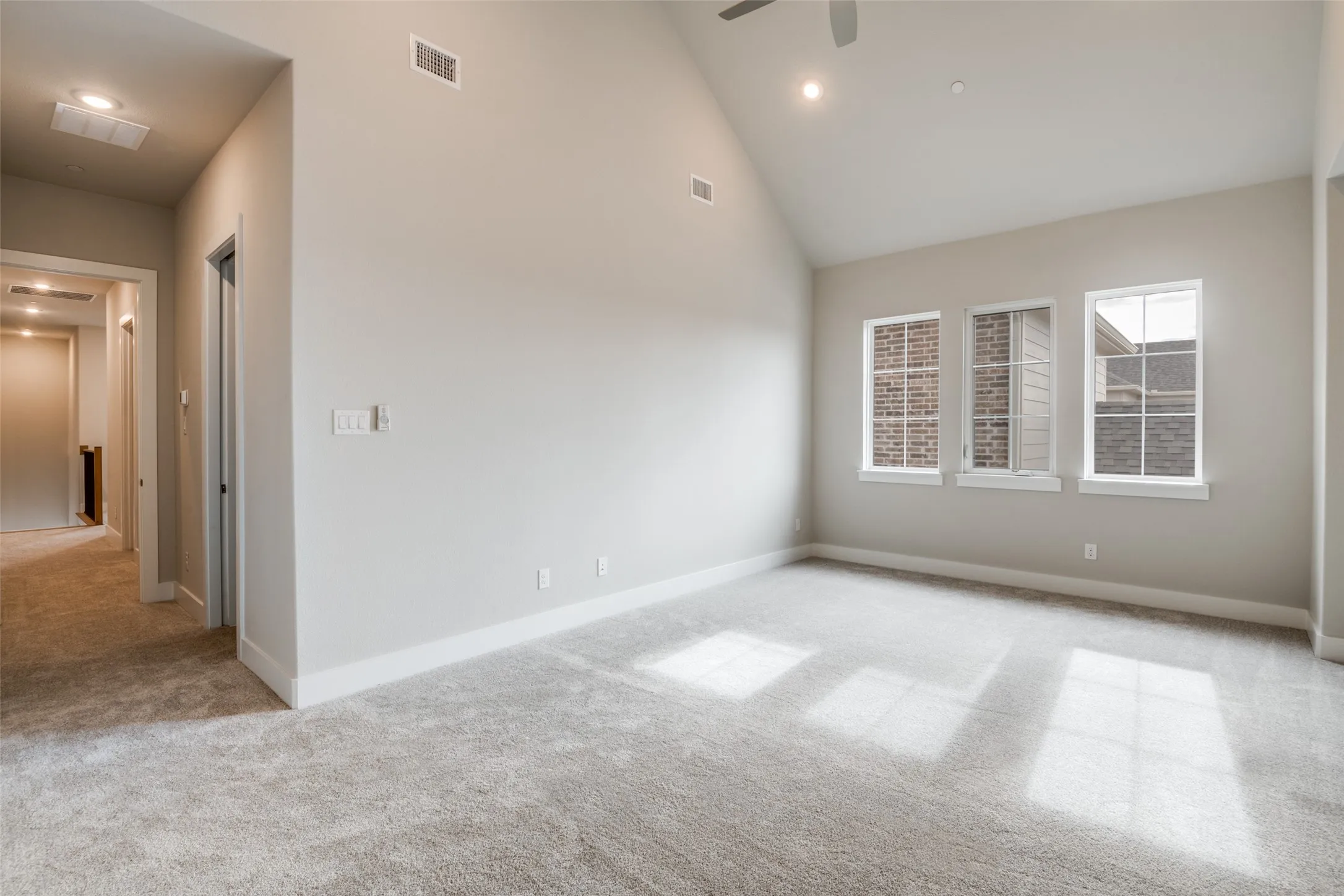 Townhouse For Rent in Denton County , 11881 Brubaker Drive, Frisco, Texas 75033, 2 Bedroom, 3 Bathroom, 2 Garage spaces, 2,274 Sqft, built in 2023, mls#21365825, Real Estate Agent in Frisco, Homes For Rent in Denton county, Homes For Rent in Frisco, Realtor in Frisco Texas, Real Estate Brokerage Independent Realty Texas, Luminita Cordes Realtor