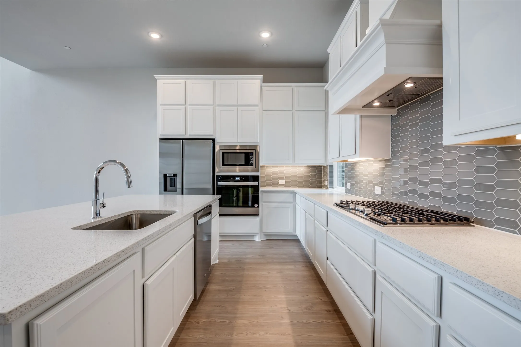 Townhouse For Rent in Denton County , 11881 Brubaker Drive, Frisco, Texas 75033, 2 Bedroom, 3 Bathroom, 2 Garage spaces, 2,274 Sqft, built in 2023, mls#21365825, Real Estate Agent in Frisco, Homes For Rent in Denton county, Homes For Rent in Frisco, Realtor in Frisco Texas, Real Estate Brokerage Independent Realty Texas, Luminita Cordes Realtor