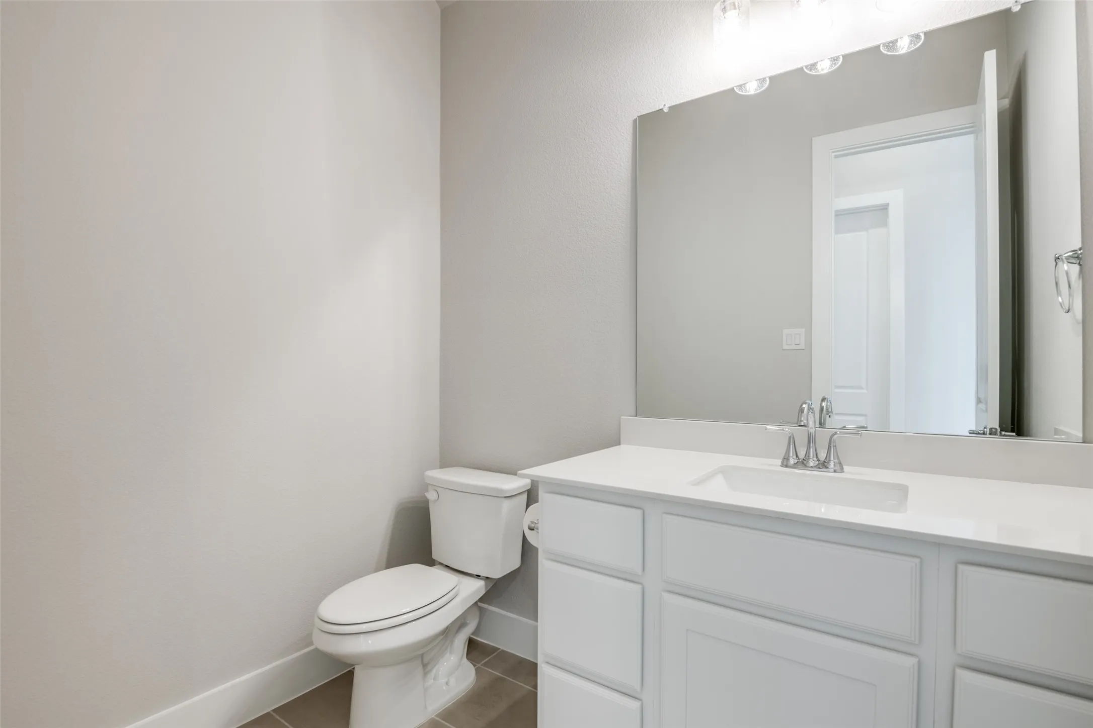 Townhouse For Rent in Denton County , 11881 Brubaker Drive, Frisco, Texas 75033, 2 Bedroom, 3 Bathroom, 2 Garage spaces, 2,274 Sqft, built in 2023, mls#21365825, Real Estate Agent in Frisco, Homes For Rent in Denton county, Homes For Rent in Frisco, Realtor in Frisco Texas, Real Estate Brokerage Independent Realty Texas, Luminita Cordes Realtor